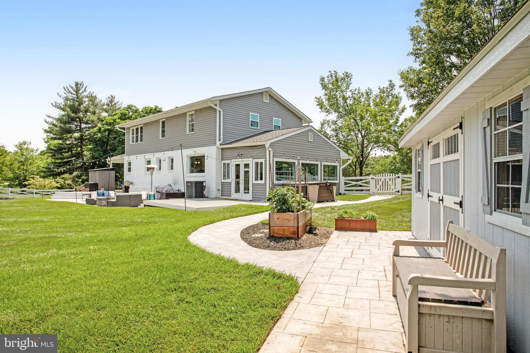 MEYERS INDIAN RUN PARK - Residential Lease