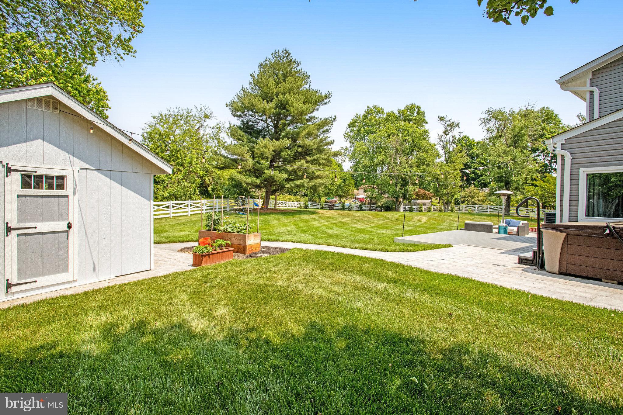 MEYERS INDIAN RUN PARK - Residential Lease