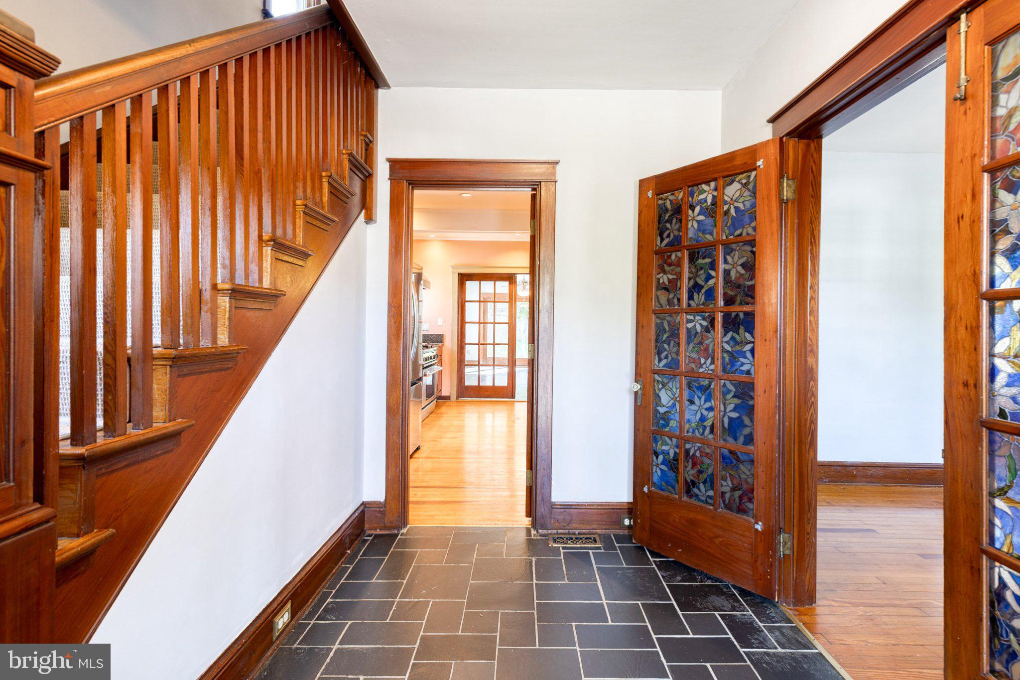 1 OAKWAY ROAD