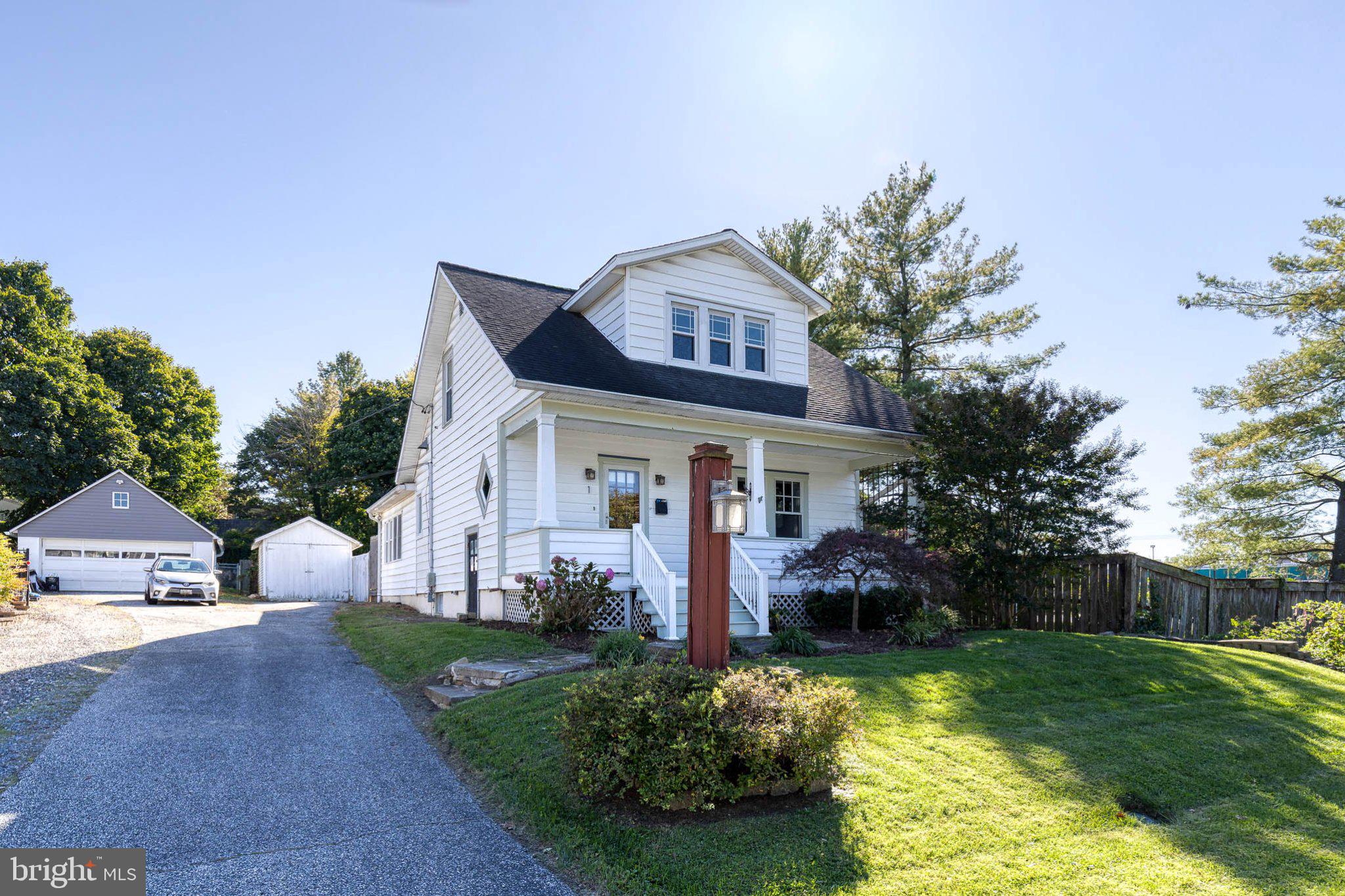 1 OAKWAY ROAD