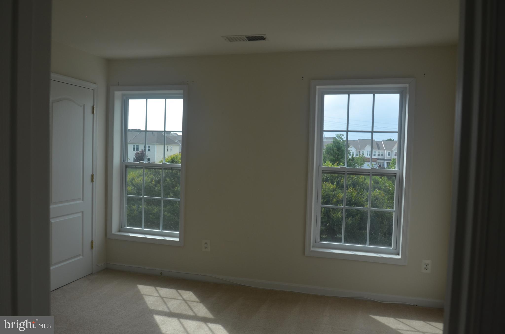 STONE SPRINGS CONDOMINIUMS - Residential Lease