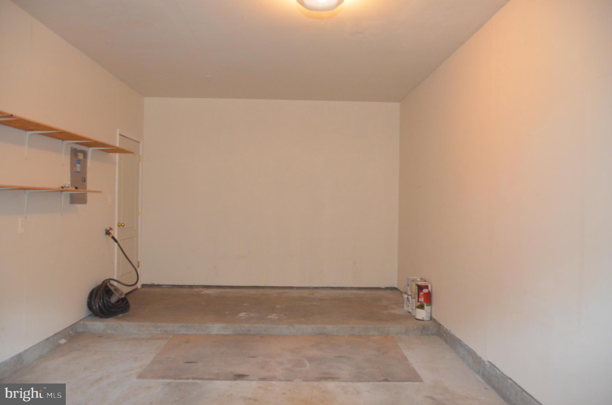 STONE SPRINGS CONDOMINIUMS - Residential Lease