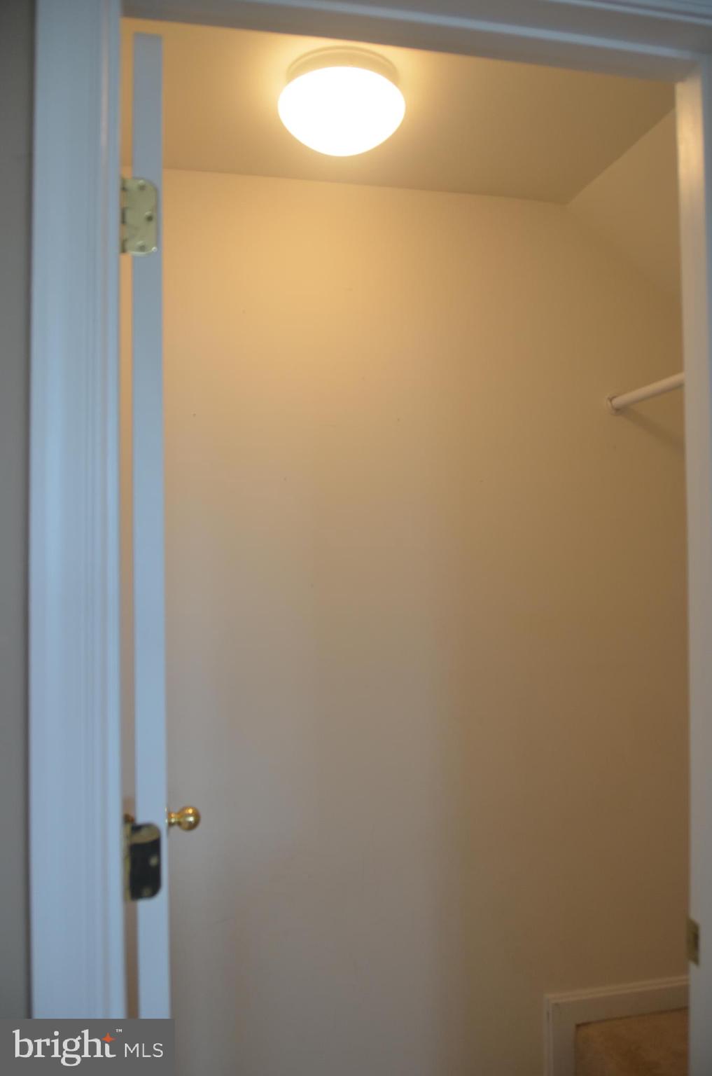 STONE SPRINGS CONDOMINIUMS - Residential Lease