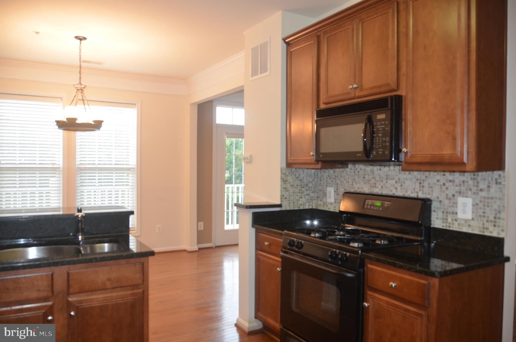 STONE SPRINGS CONDOMINIUMS - Residential Lease