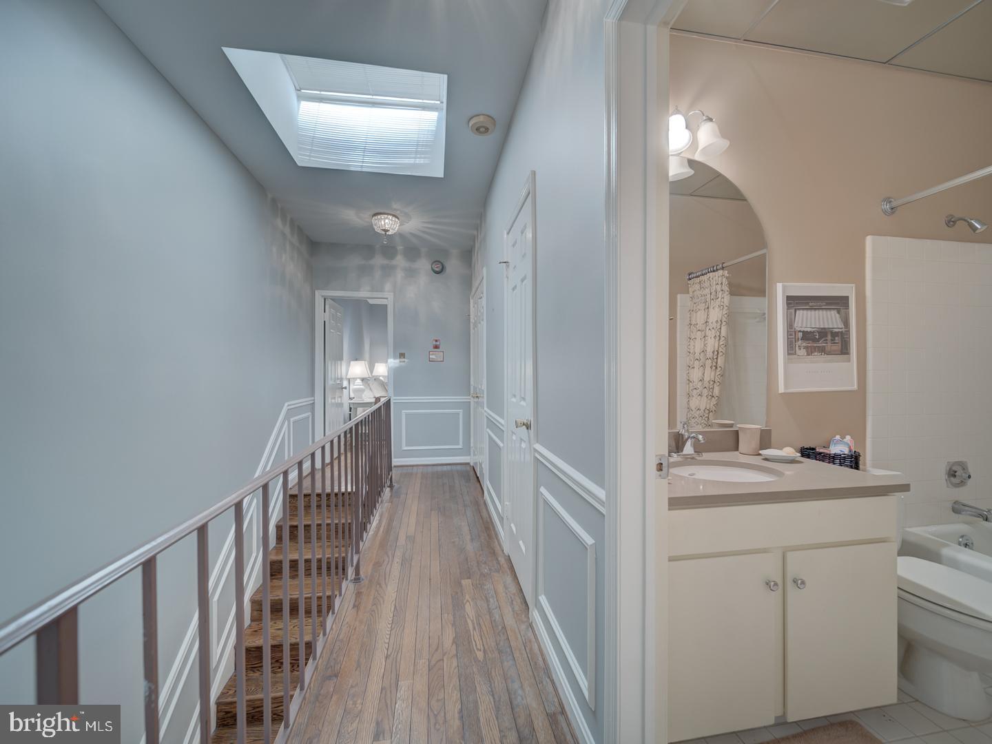 CAPITOL HILL - Residential Lease
