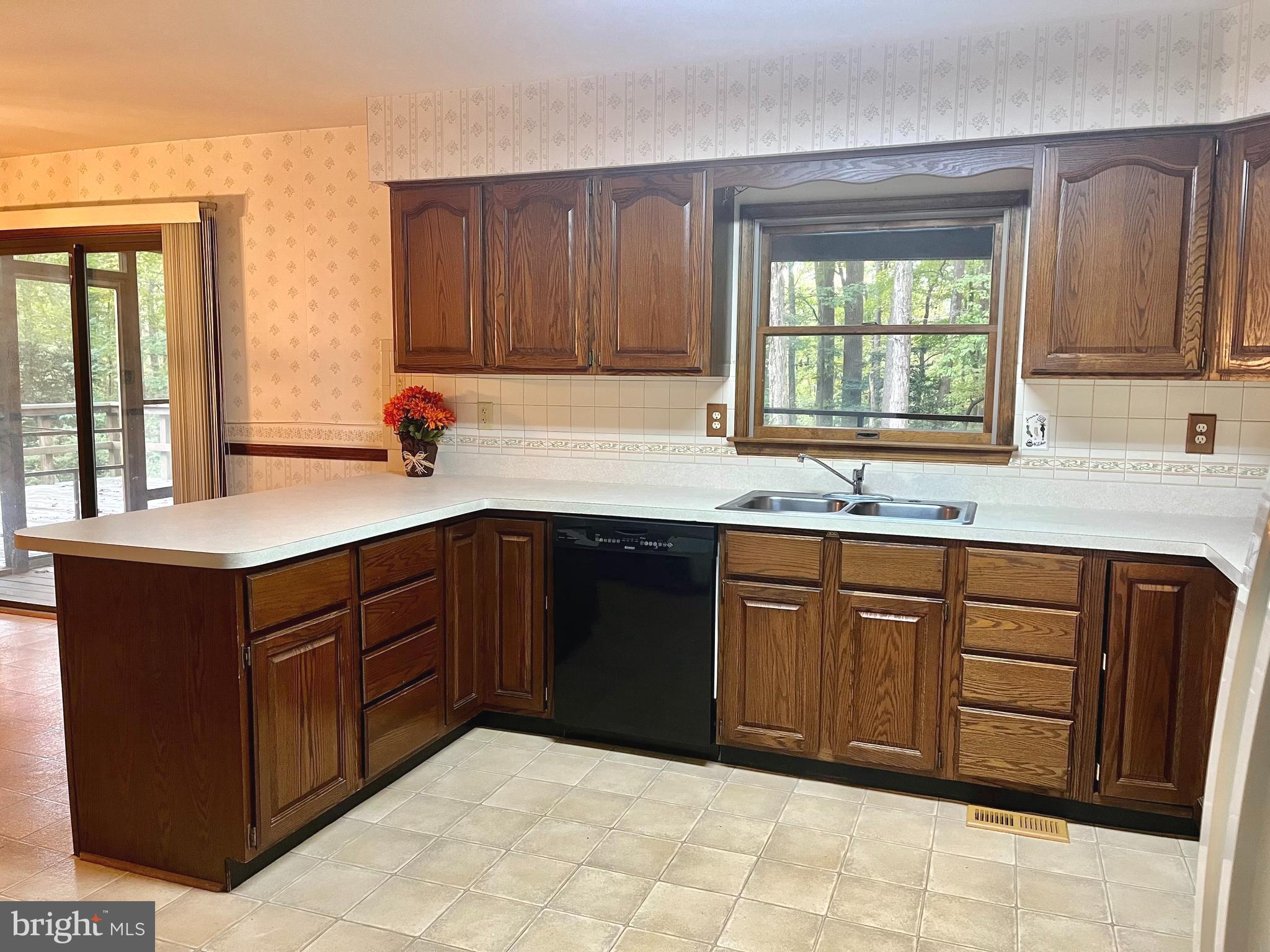 LANCASTER HILL - Residential