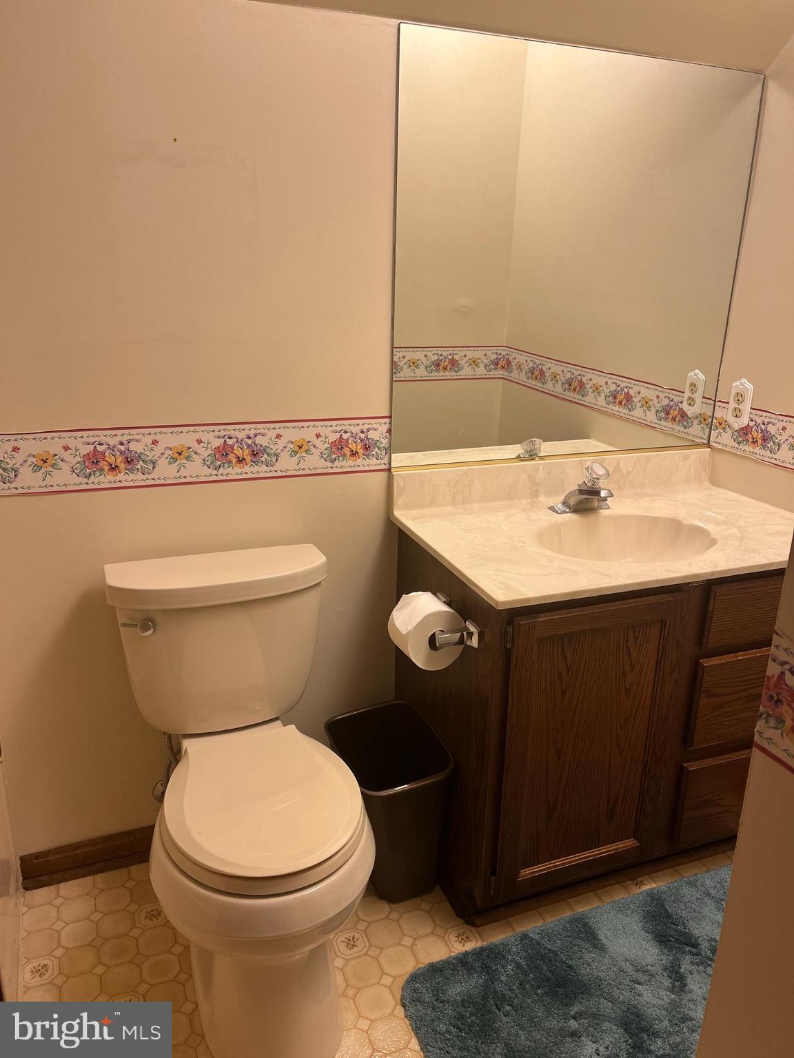 LANCASTER HILL - Residential