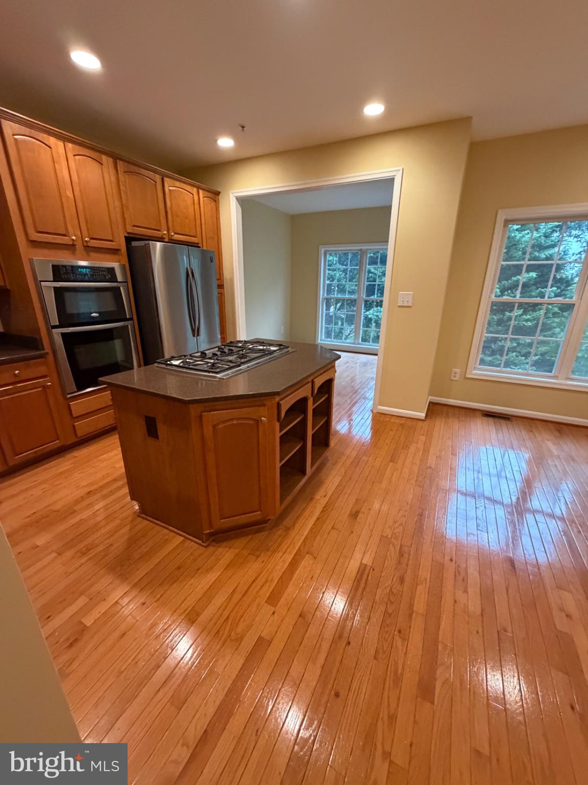 8872 MONTJOY PLACE
