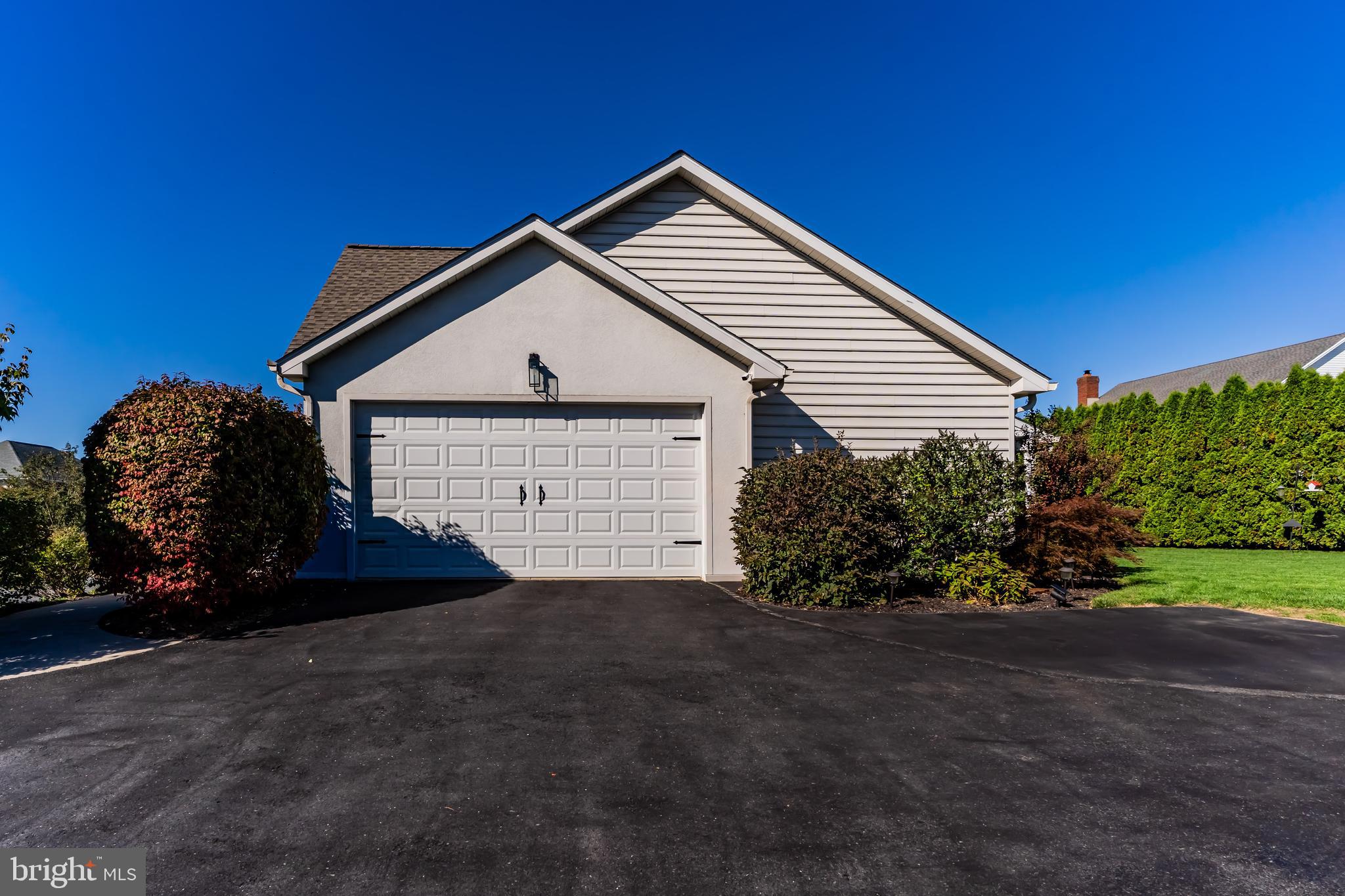 HIGHLANDS OF HAMPDEN - Residential