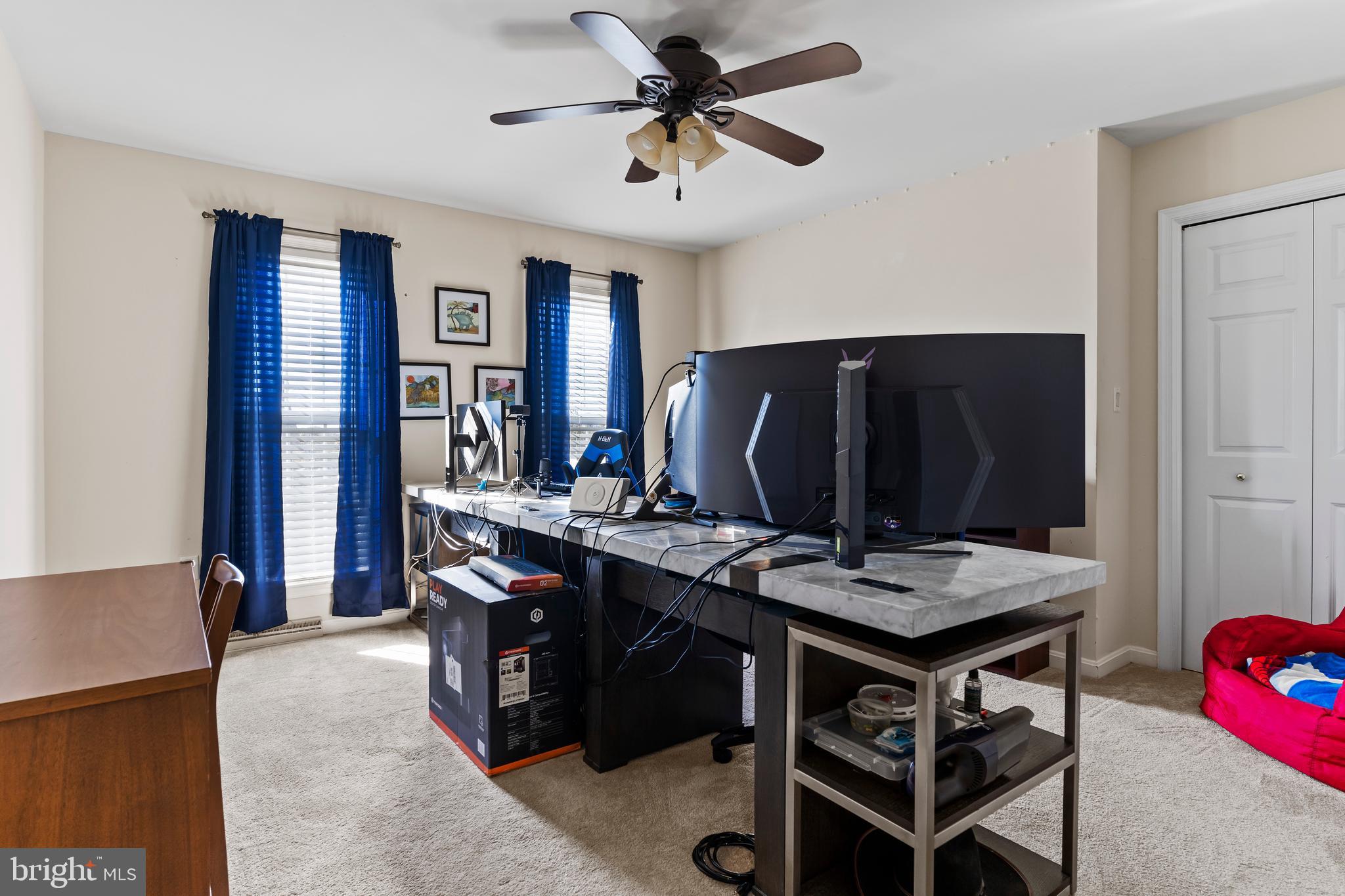 HIGHLANDS OF HAMPDEN - Residential