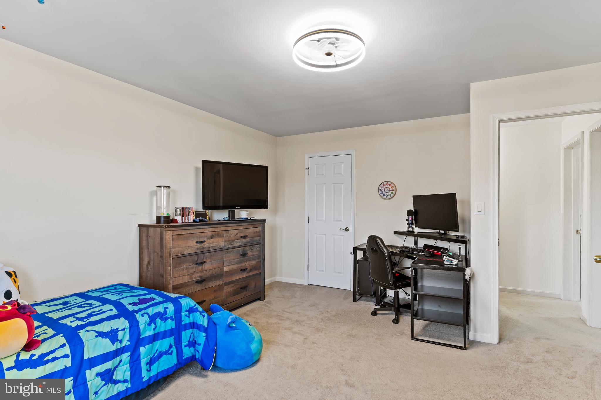 HIGHLANDS OF HAMPDEN - Residential