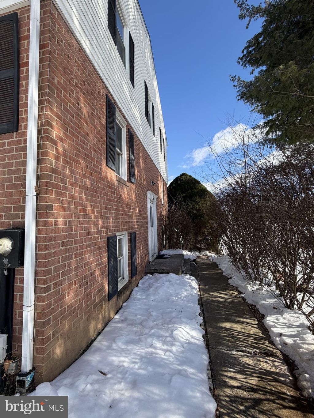 Photo of 1601 Colonial Way, FREDERICK, MD 21702 (MLS # MDFR2077332)