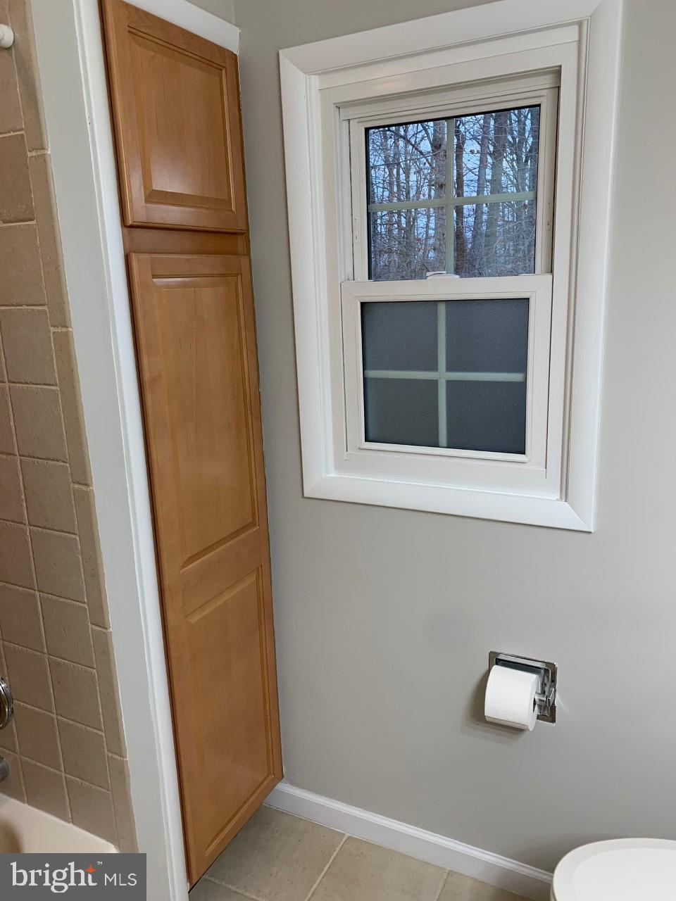 DALE CITY - Residential Lease