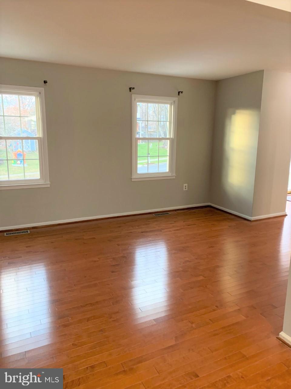 DALE CITY - Residential Lease