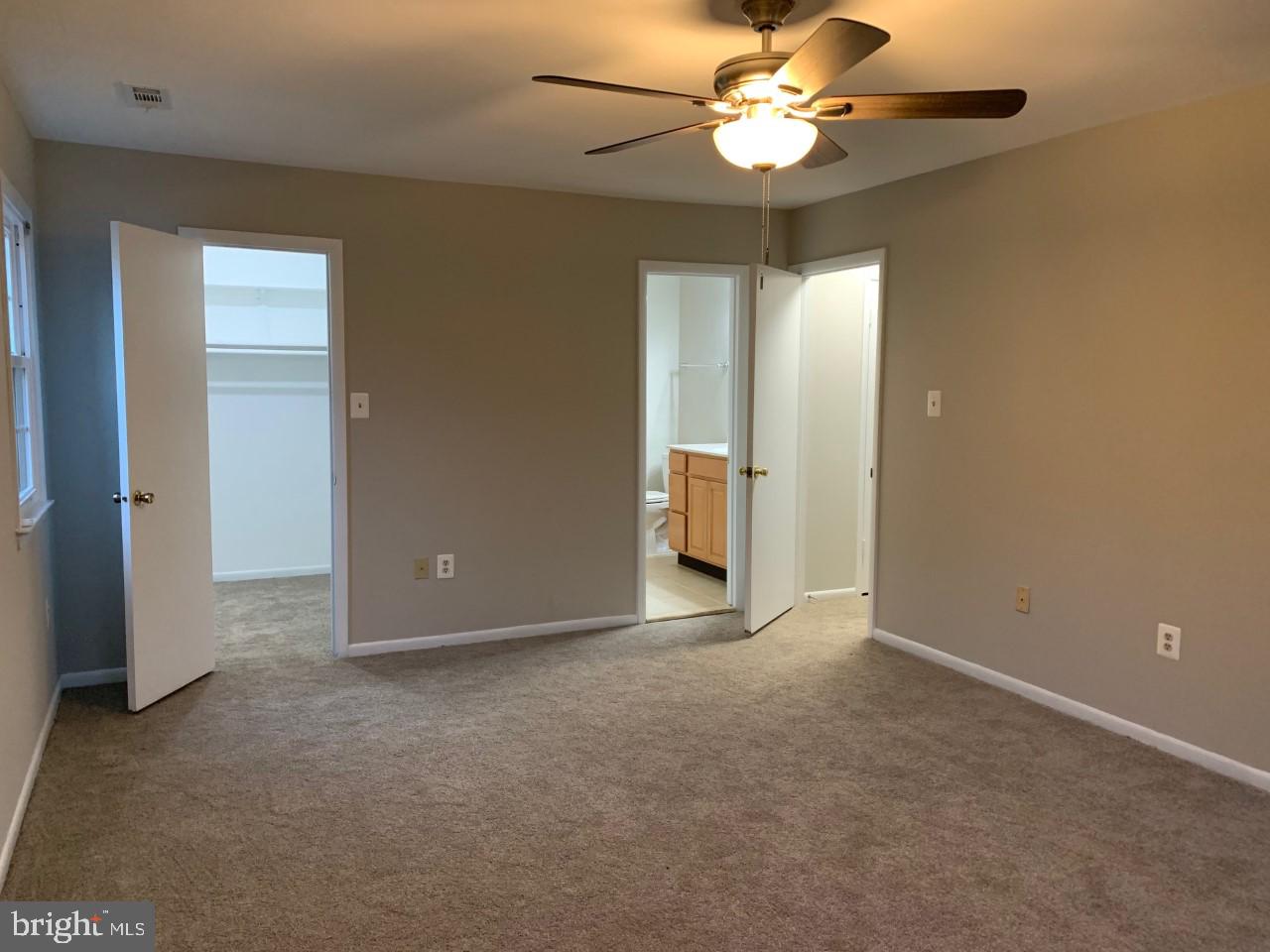 DALE CITY - Residential Lease