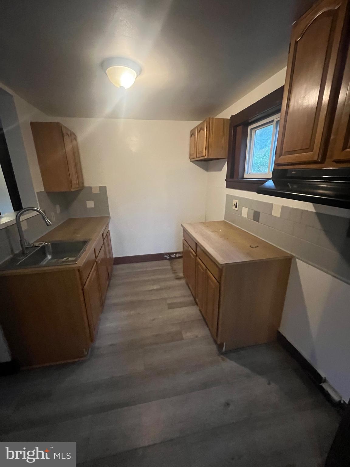 2601/2 S TULPEHOCKEN STREET S