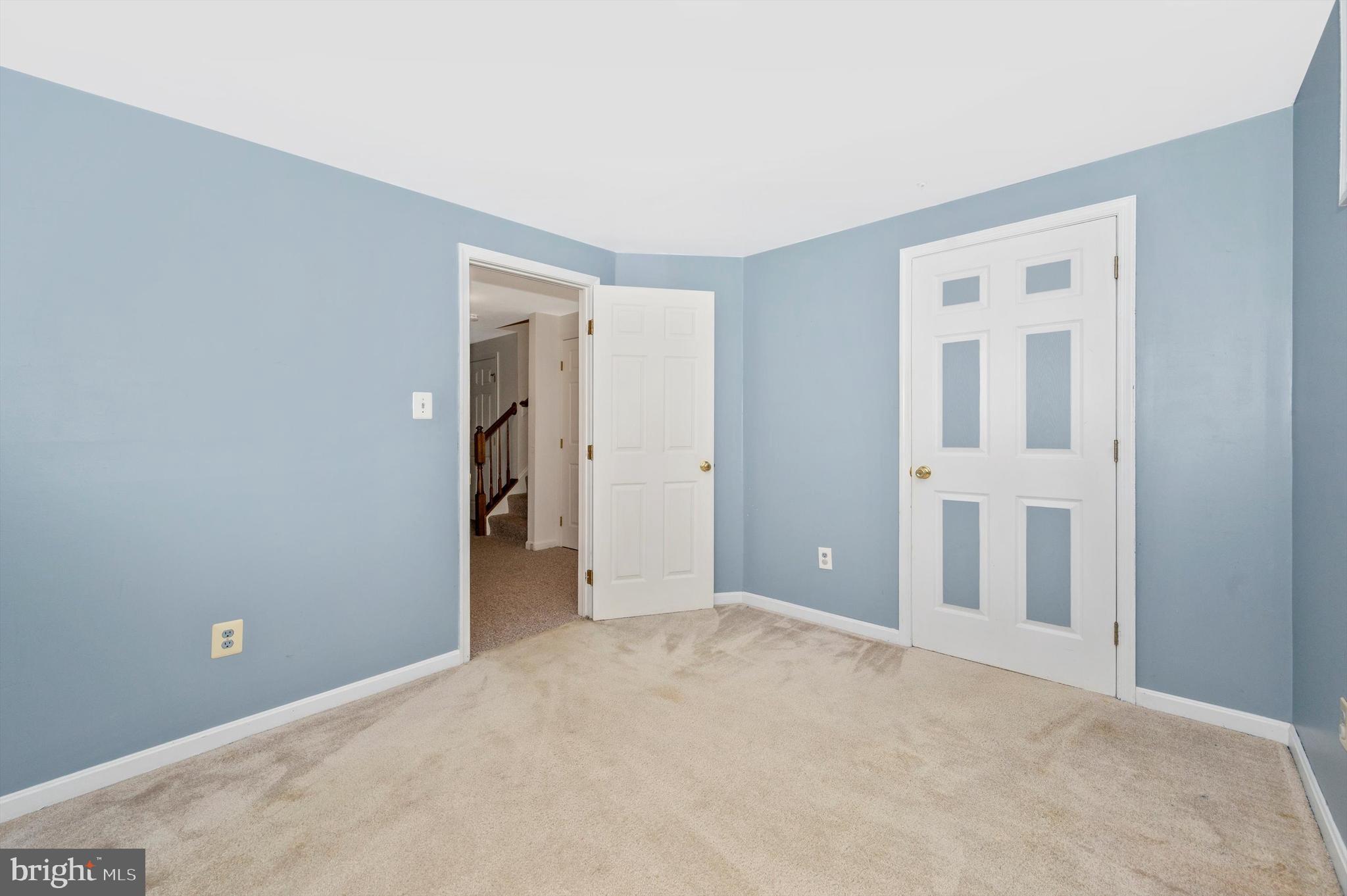 WHITTIER - Residential