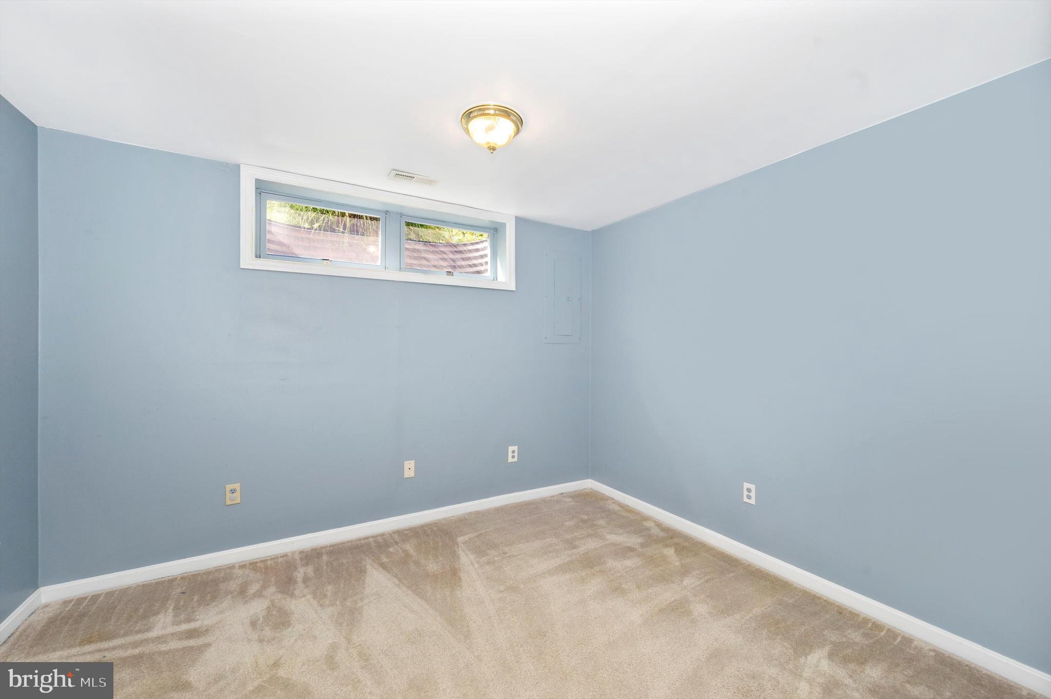 WHITTIER - Residential