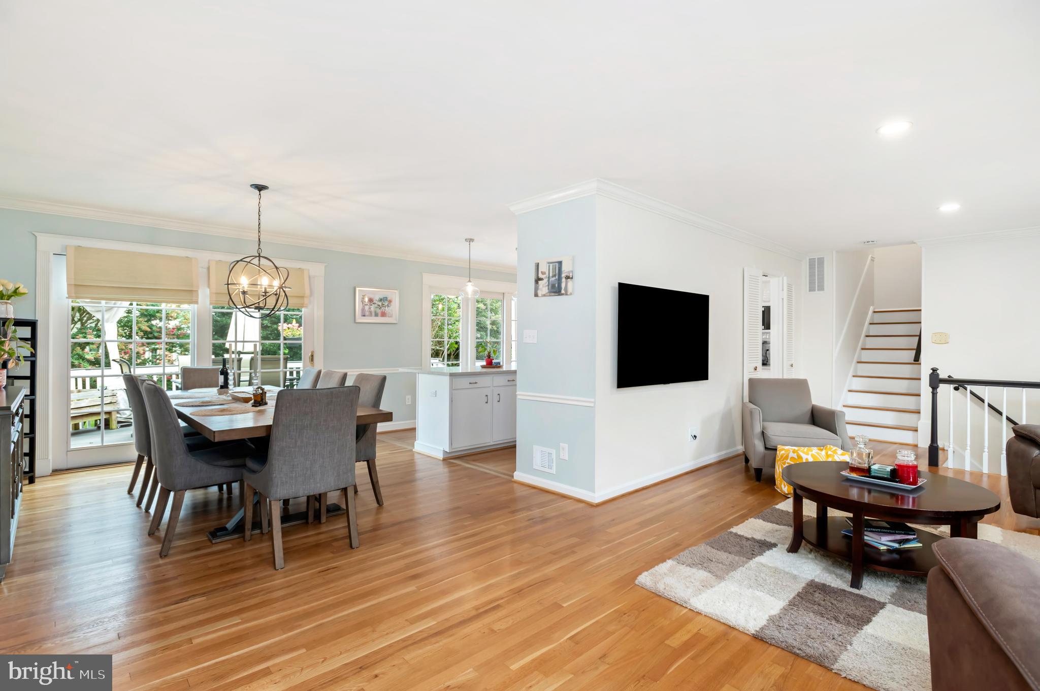 WOODLEY GARDENS - Residential