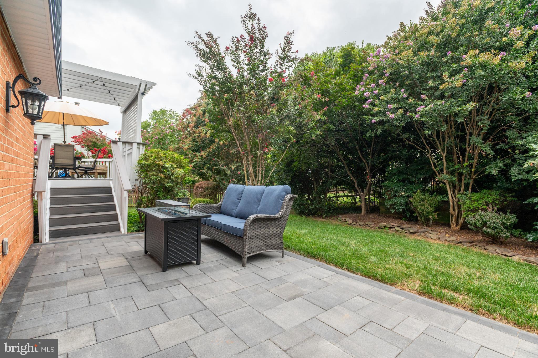 WOODLEY GARDENS - Residential