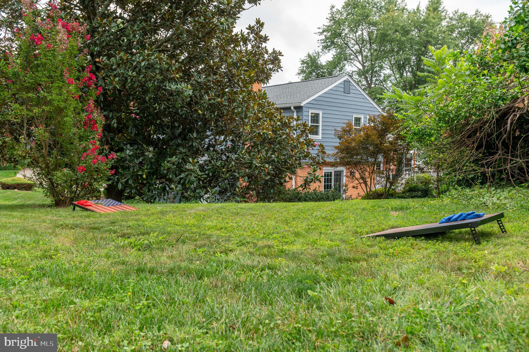 WOODLEY GARDENS - Residential