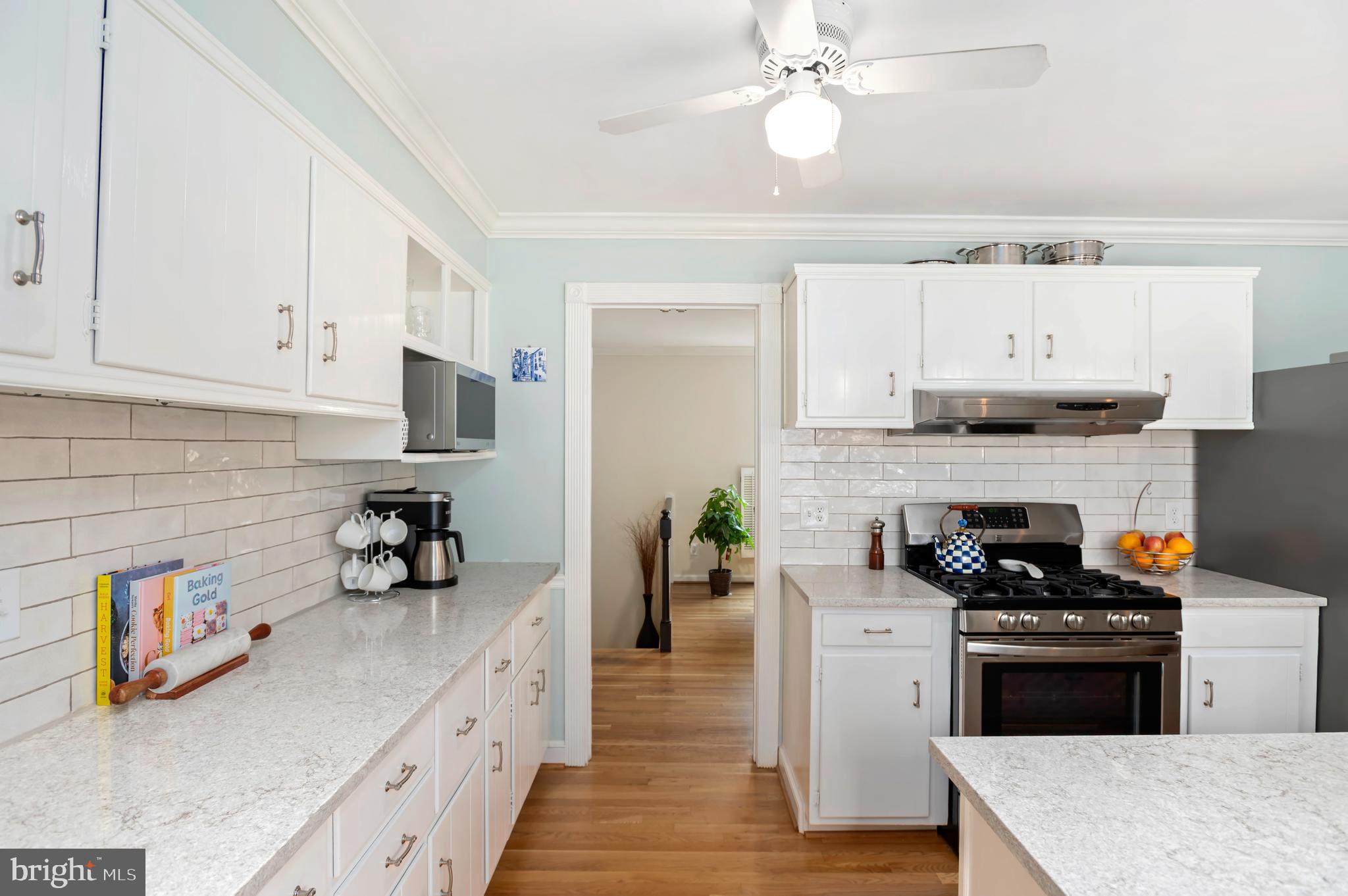 WOODLEY GARDENS - Residential