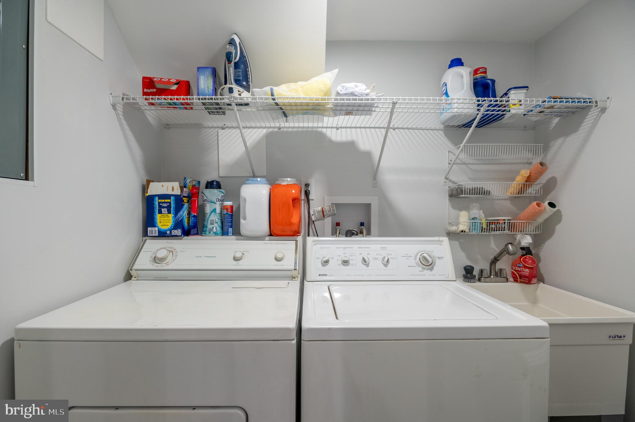 WOODLEY GARDENS - Residential