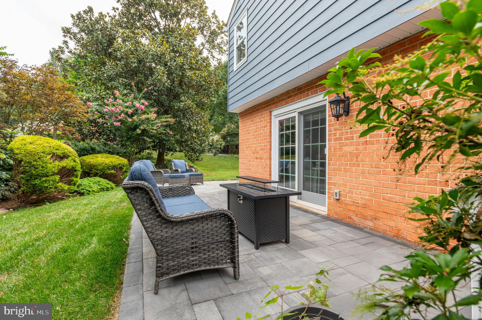 WOODLEY GARDENS - Residential