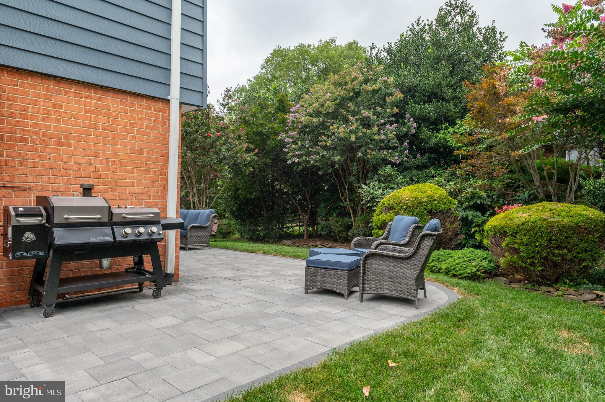 WOODLEY GARDENS - Residential