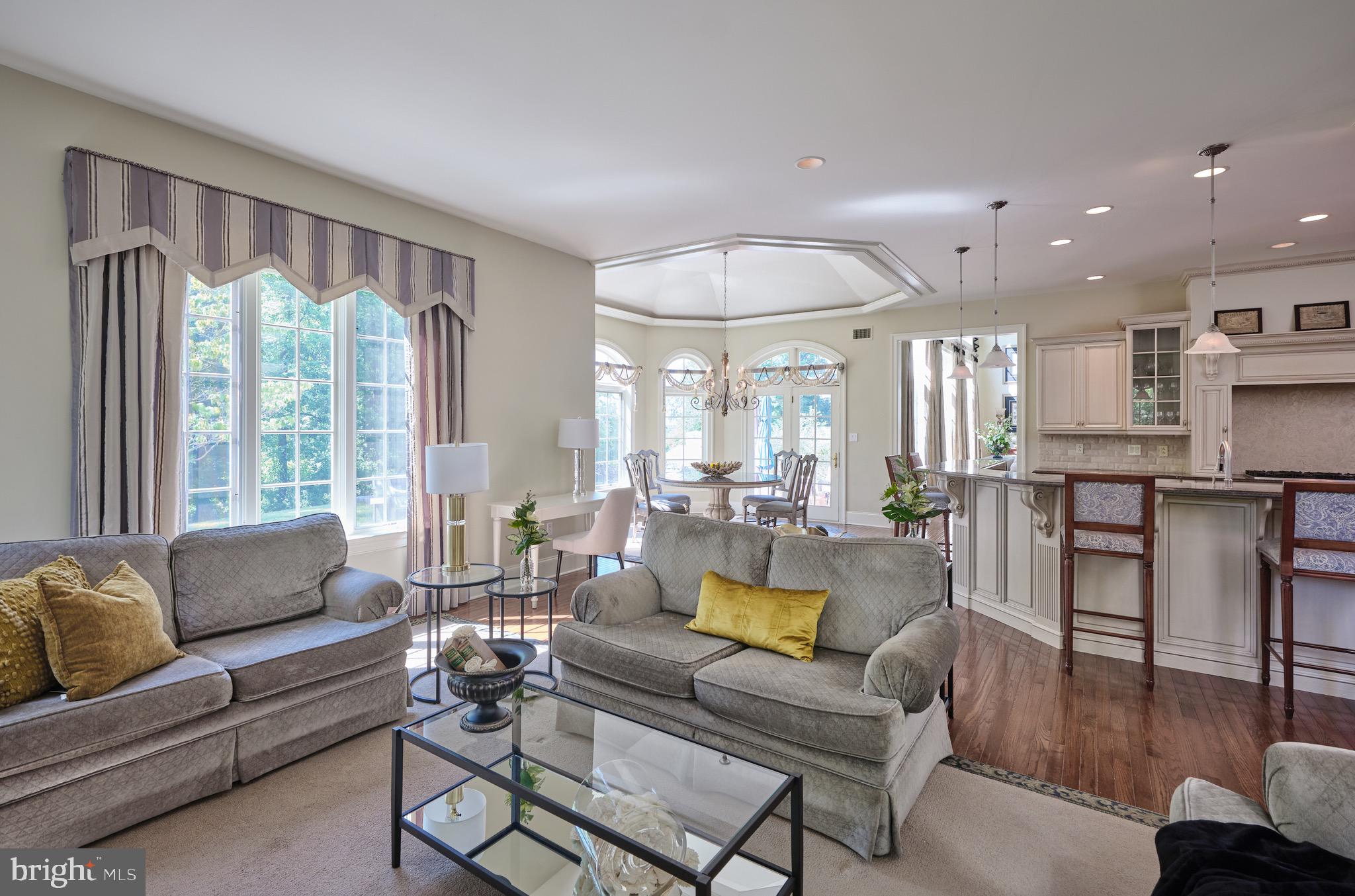 HUNTINGDON VALLEY - Residential