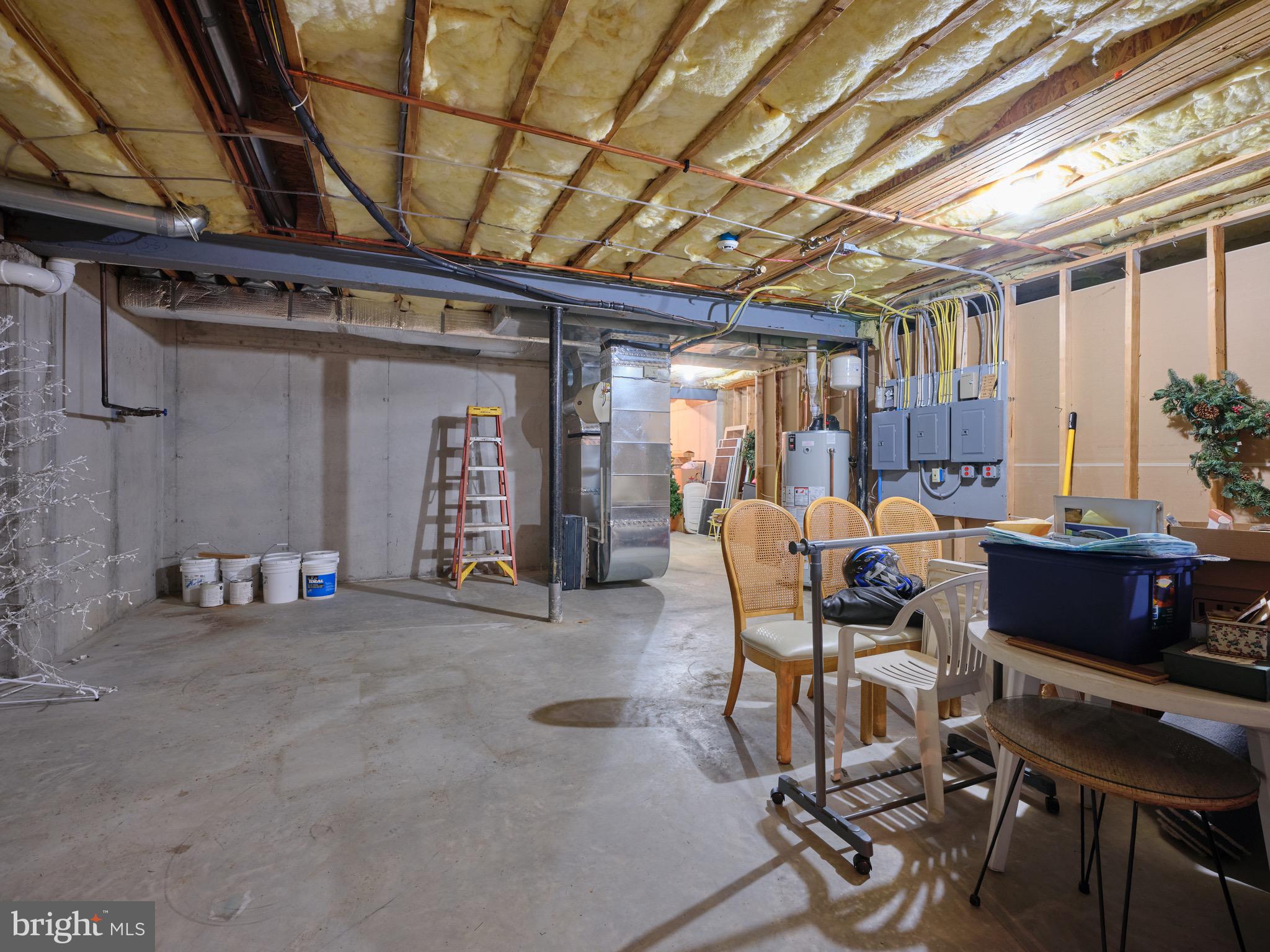 HUNTINGDON VALLEY - Residential