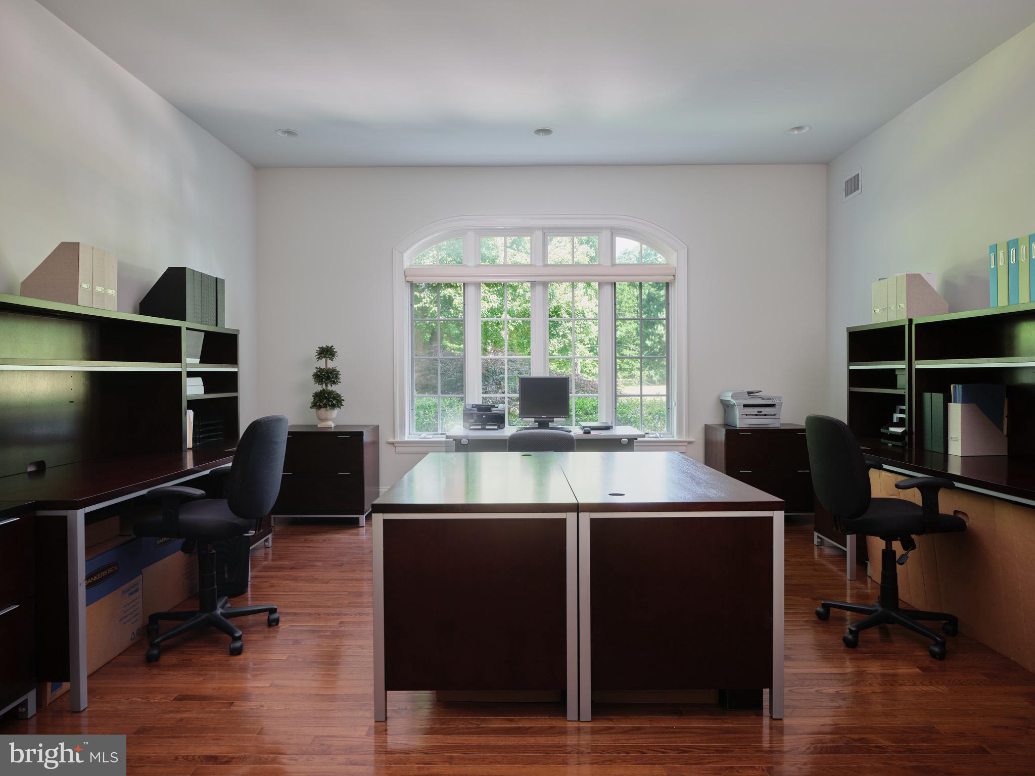 HUNTINGDON VALLEY - Residential