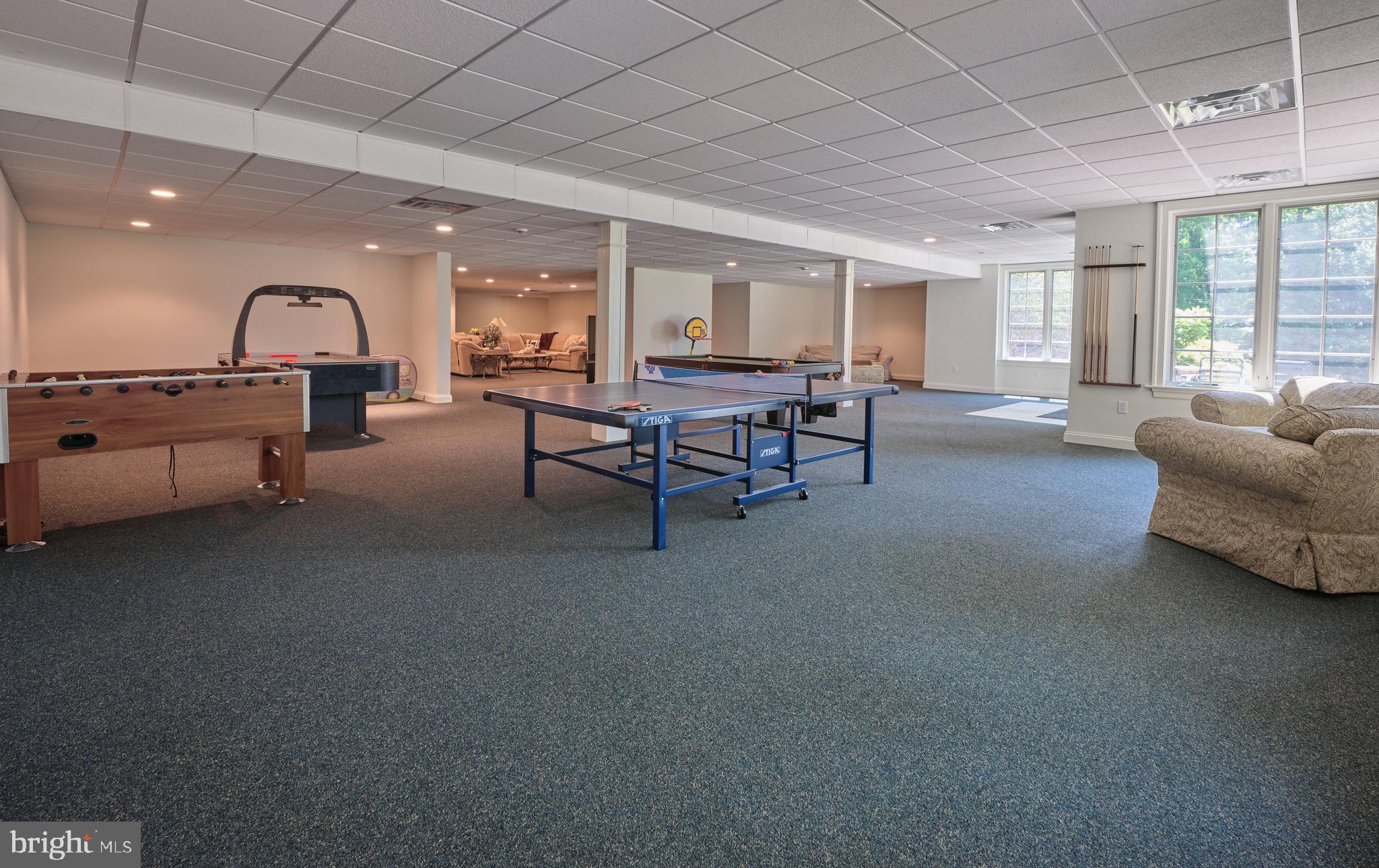 HUNTINGDON VALLEY - Residential