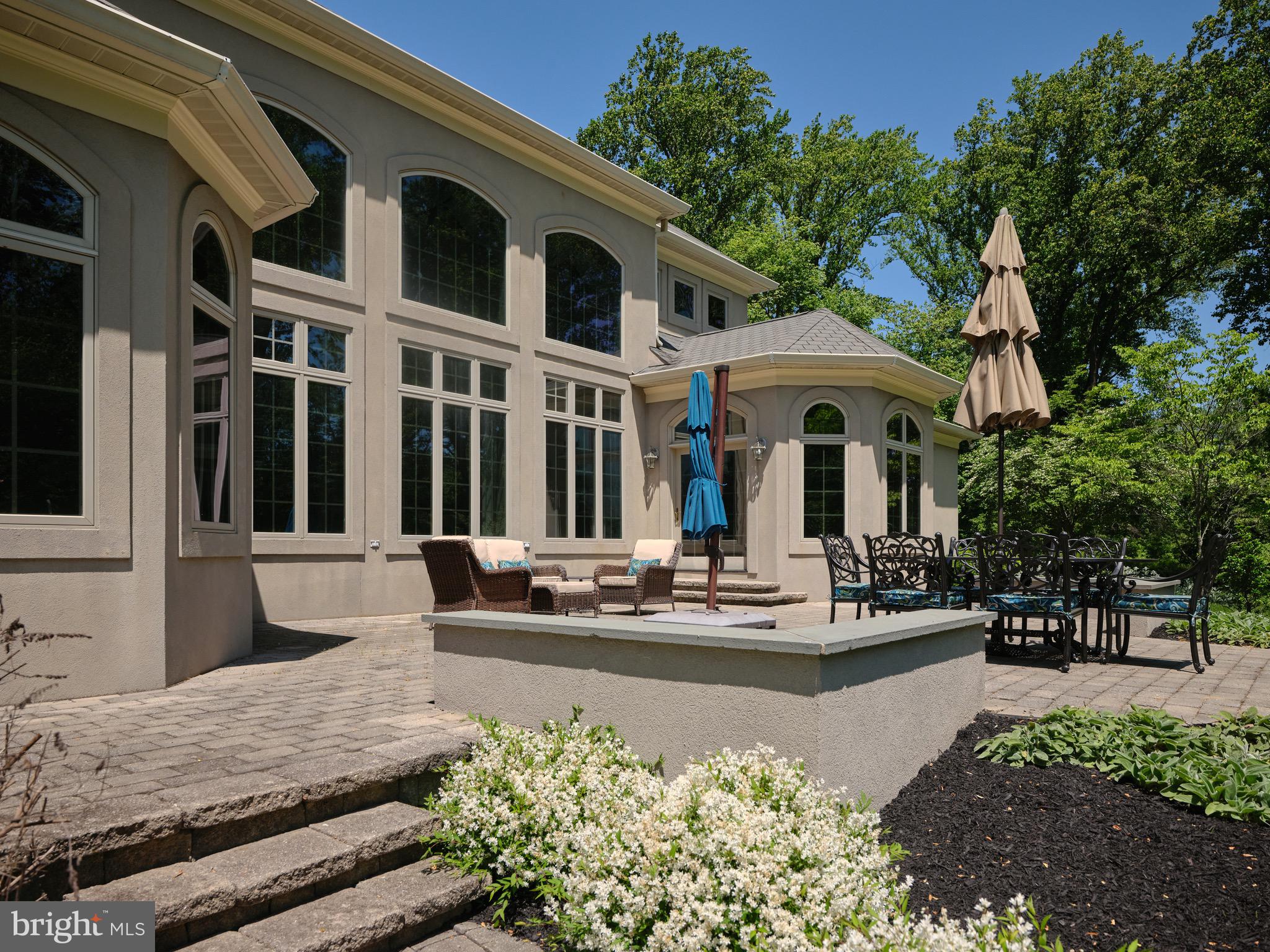 HUNTINGDON VALLEY - Residential