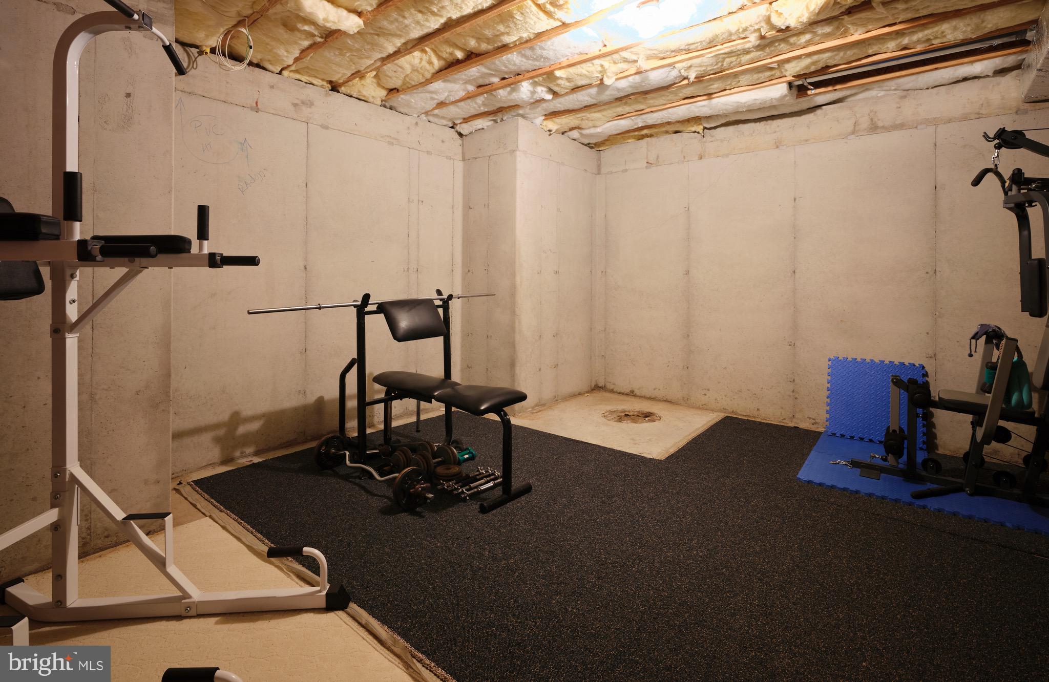 HUNTINGDON VALLEY - Residential