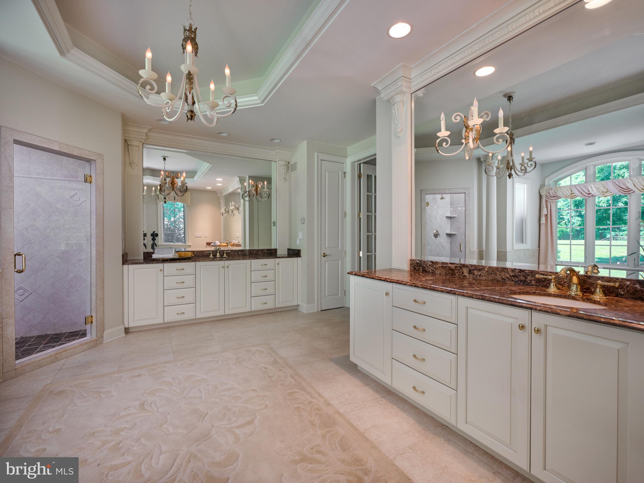 HUNTINGDON VALLEY - Residential