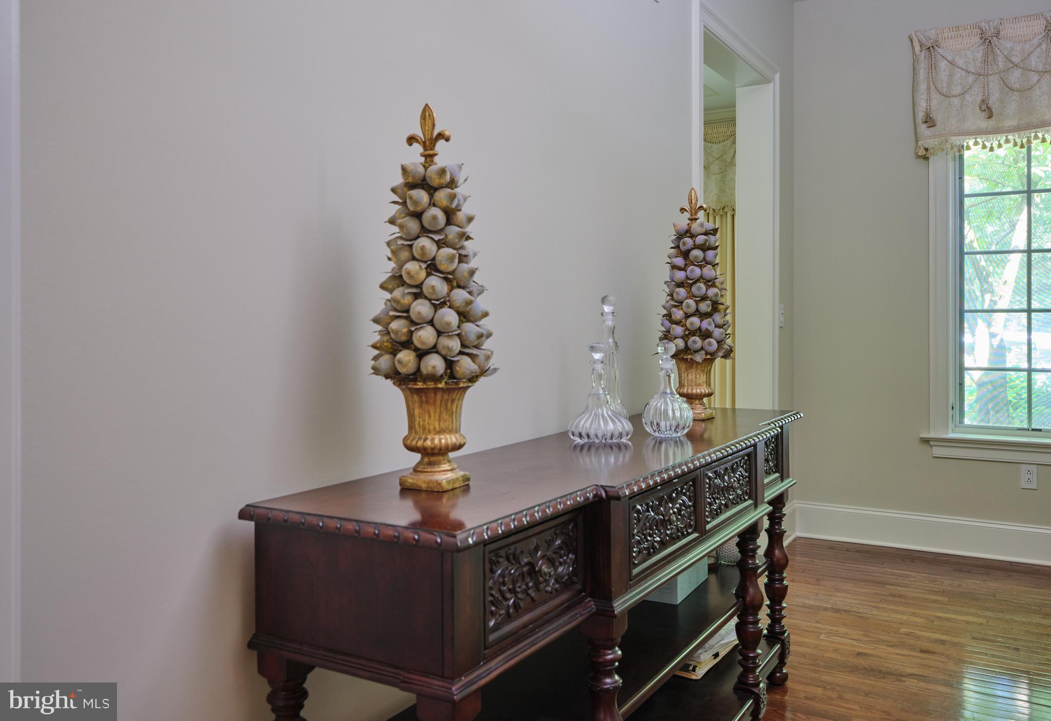 HUNTINGDON VALLEY - Residential