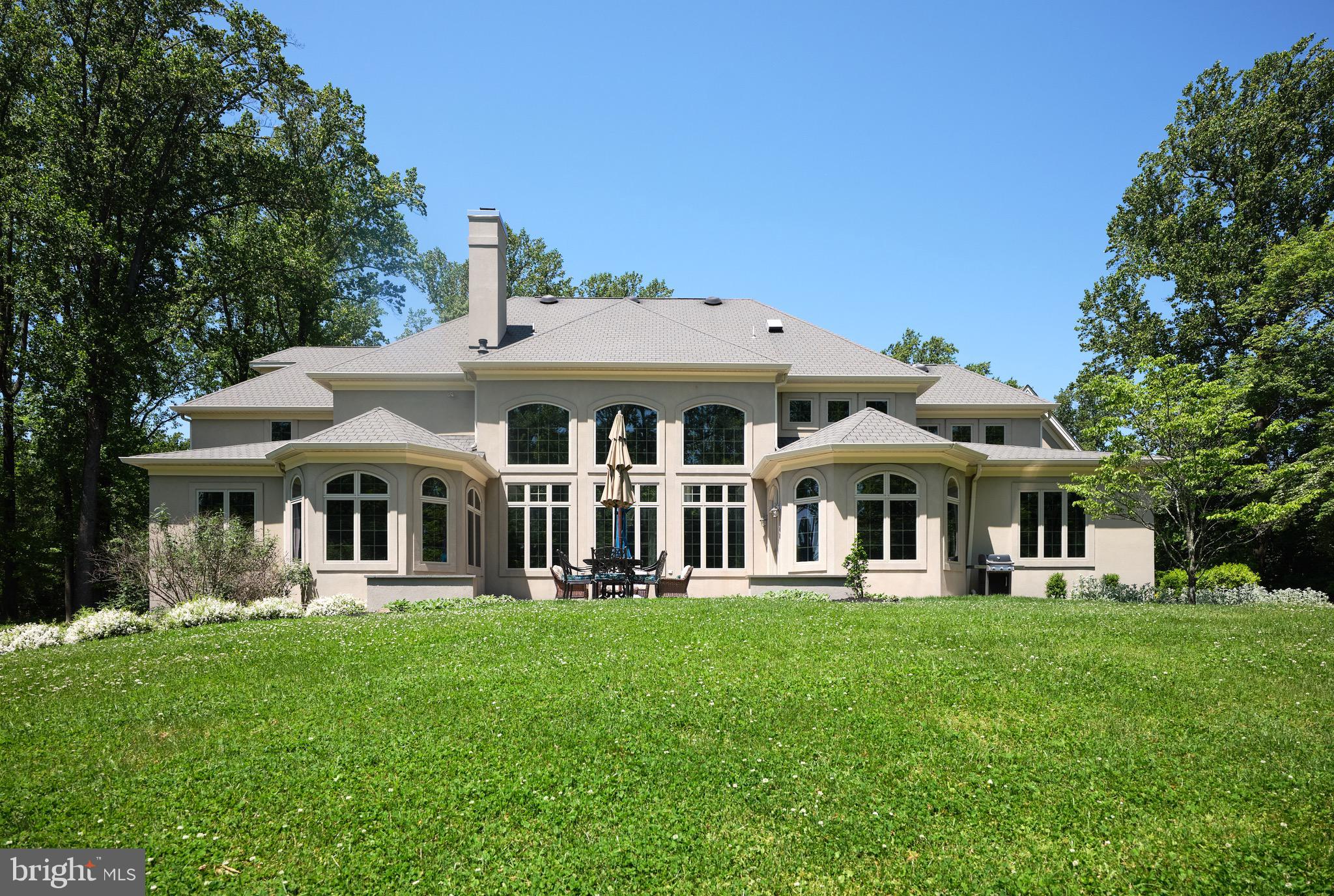 HUNTINGDON VALLEY - Residential