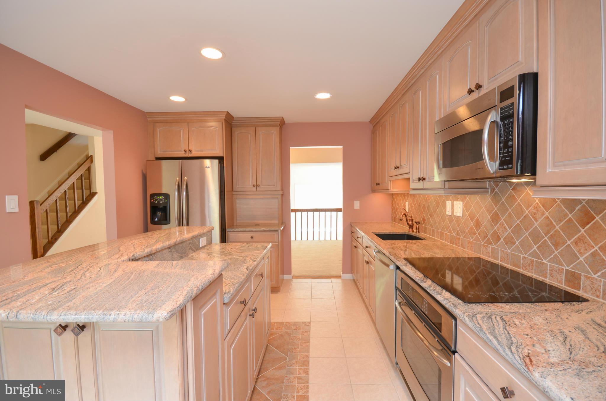 STONEYBROOK - Residential Lease