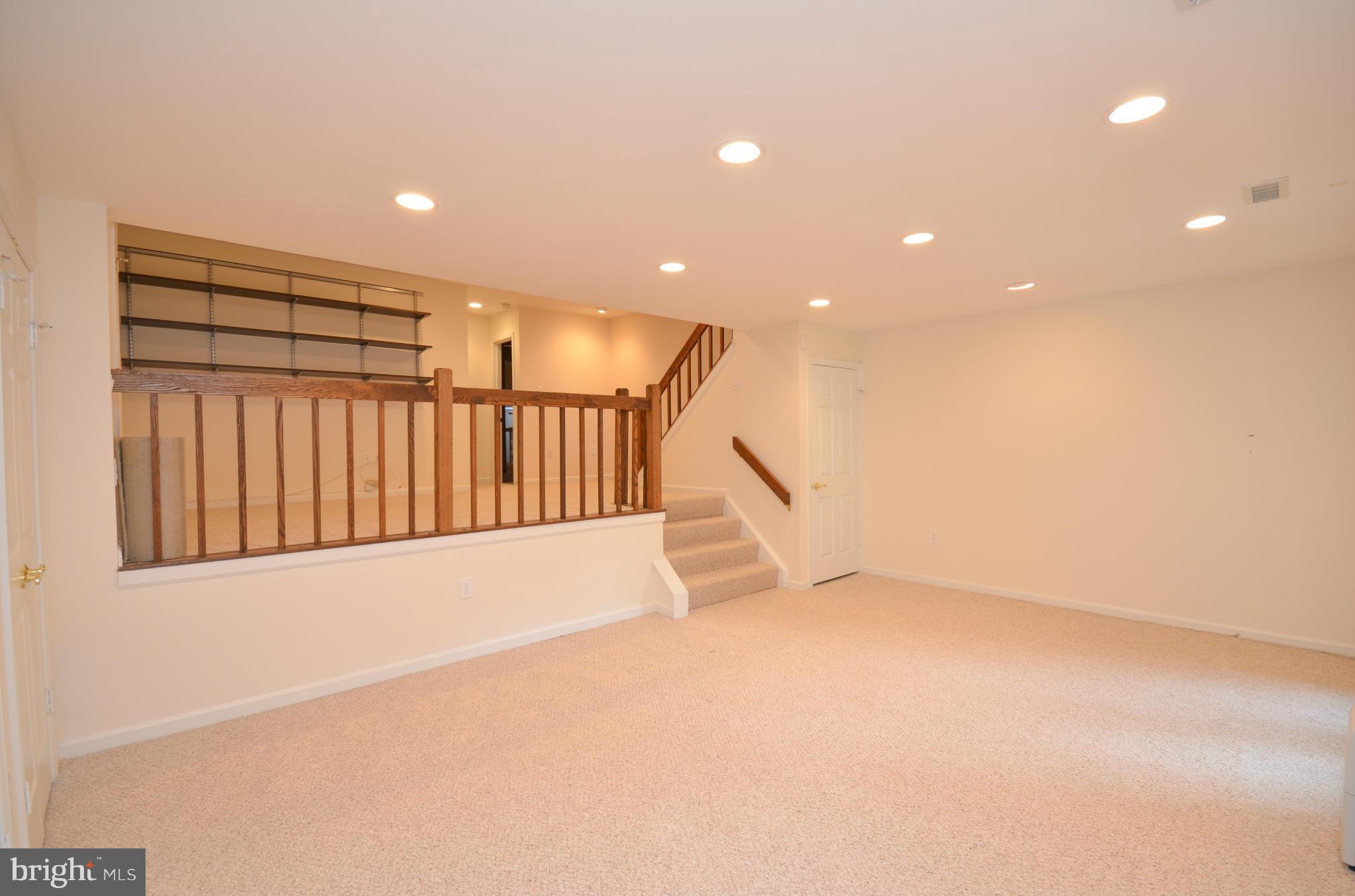 STONEYBROOK - Residential Lease