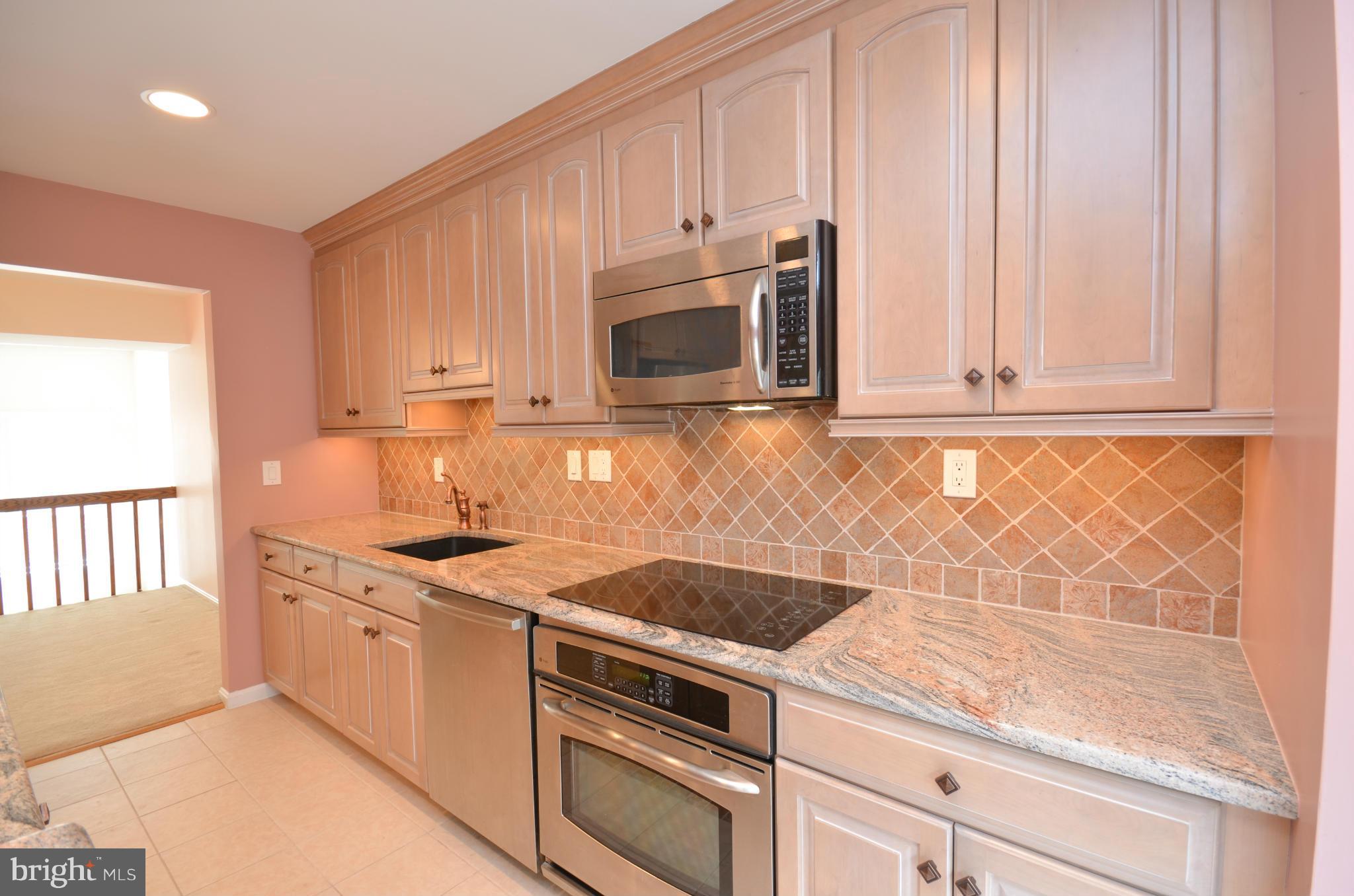 STONEYBROOK - Residential Lease