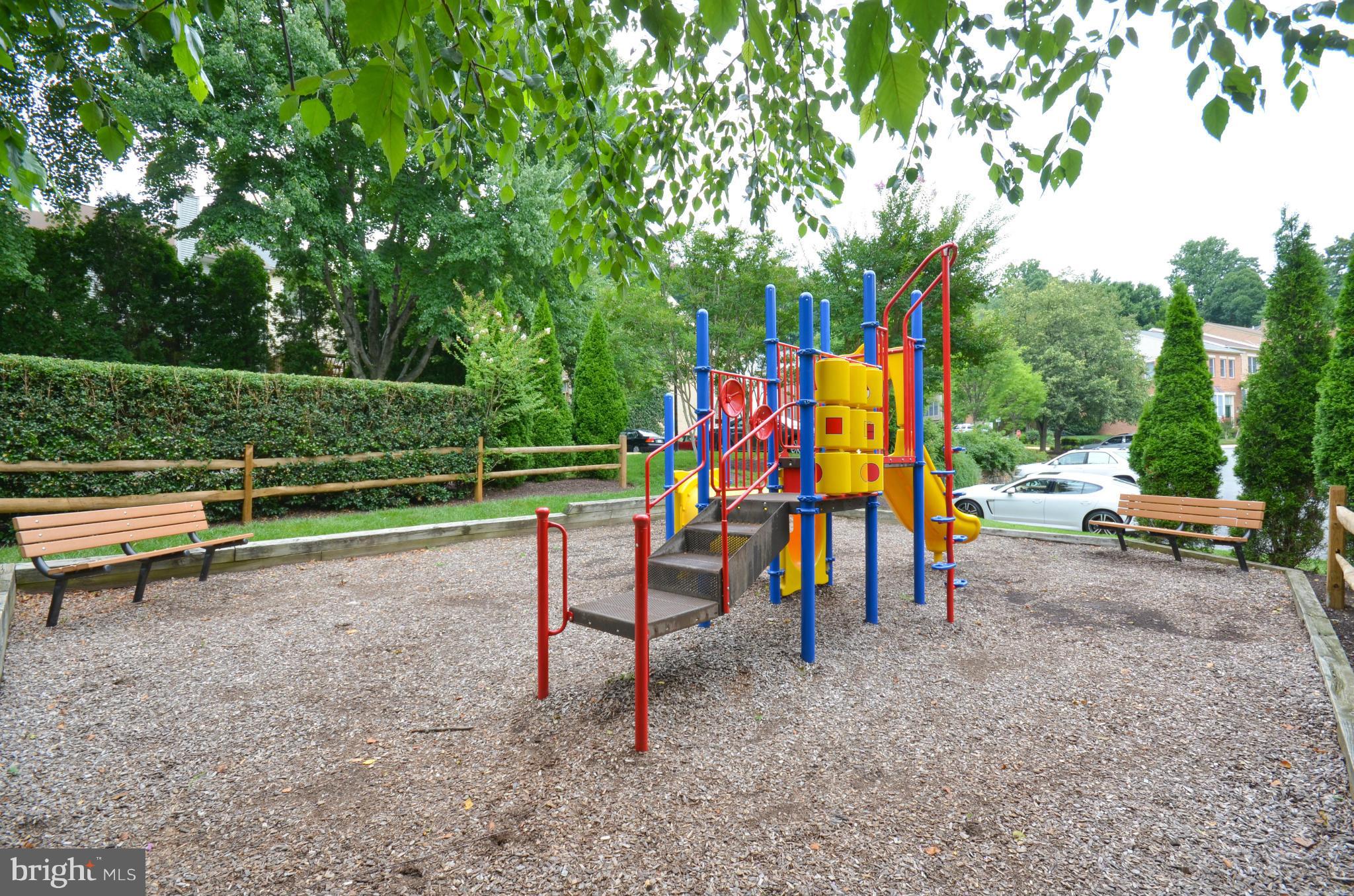 STONEYBROOK - Residential Lease