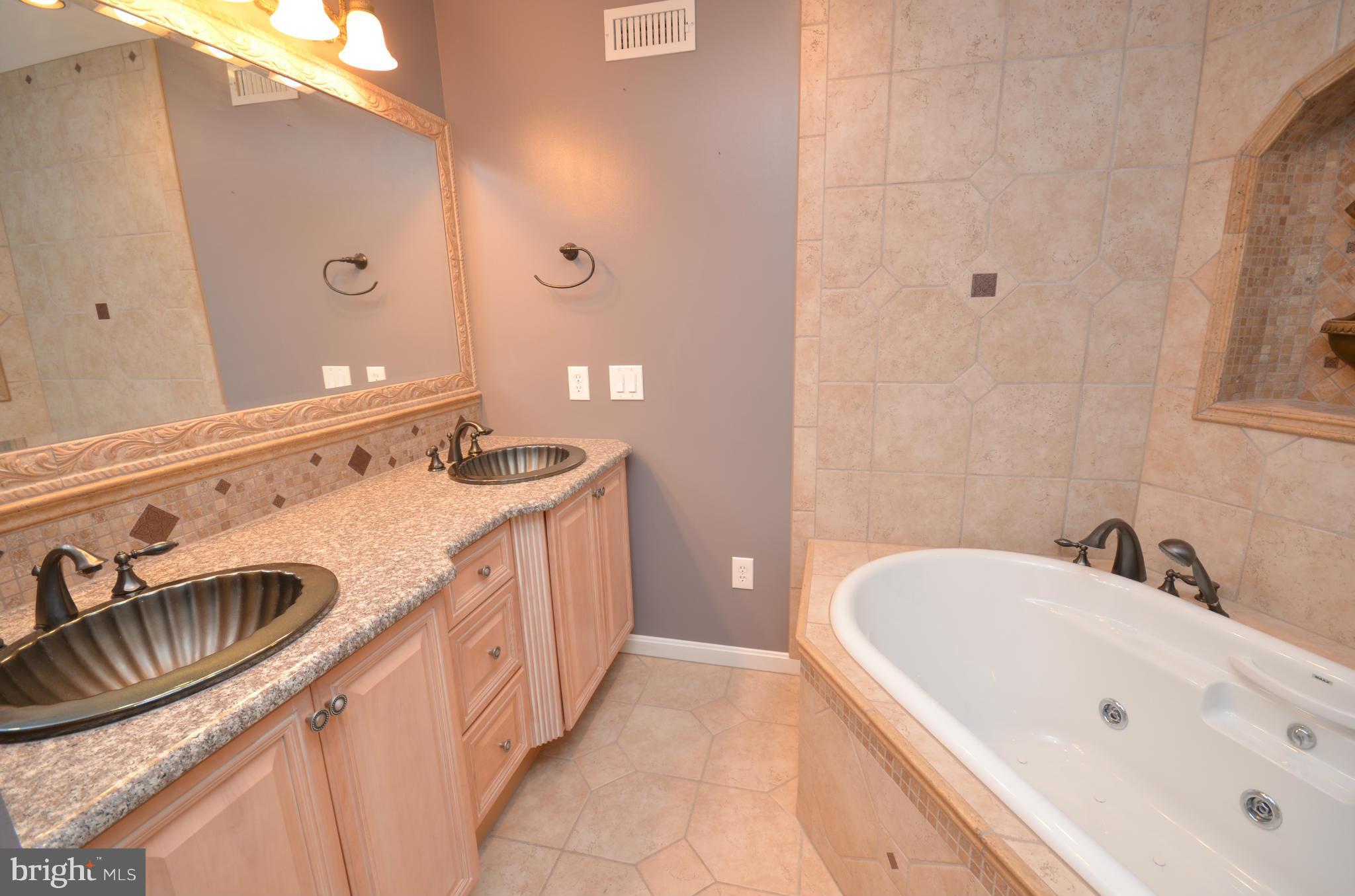 STONEYBROOK - Residential Lease