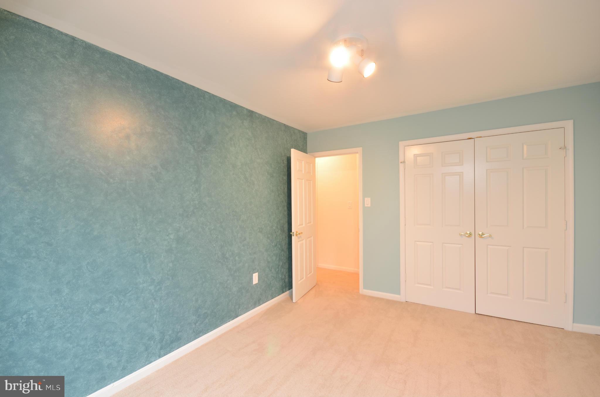 STONEYBROOK - Residential Lease