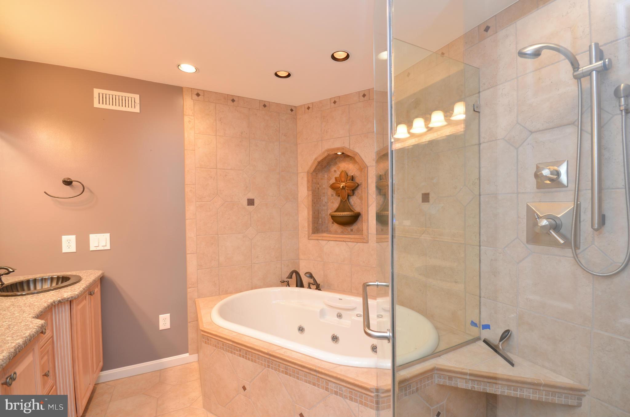 STONEYBROOK - Residential Lease