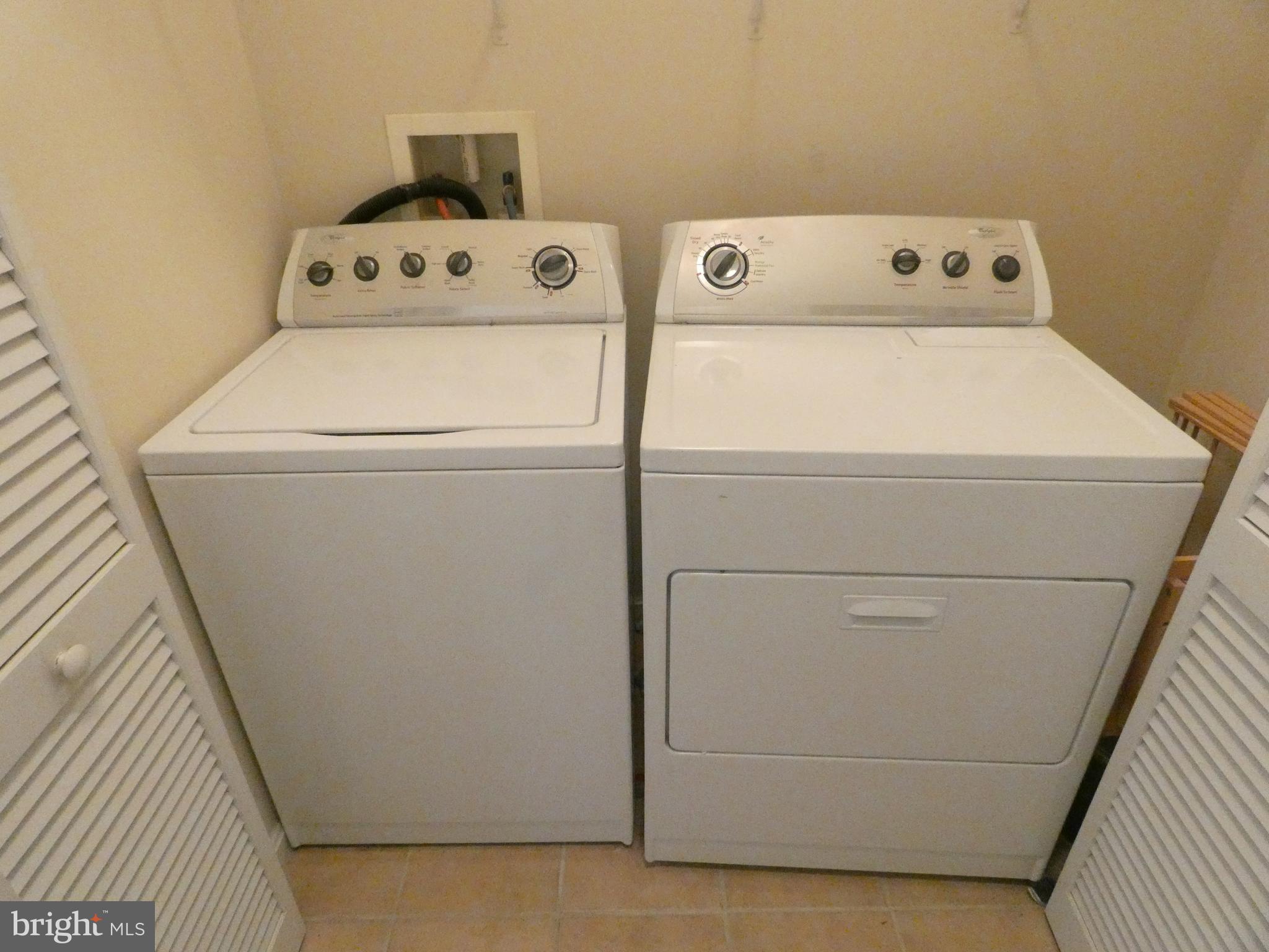 GROVE AT ARLINGTON - Residential Lease