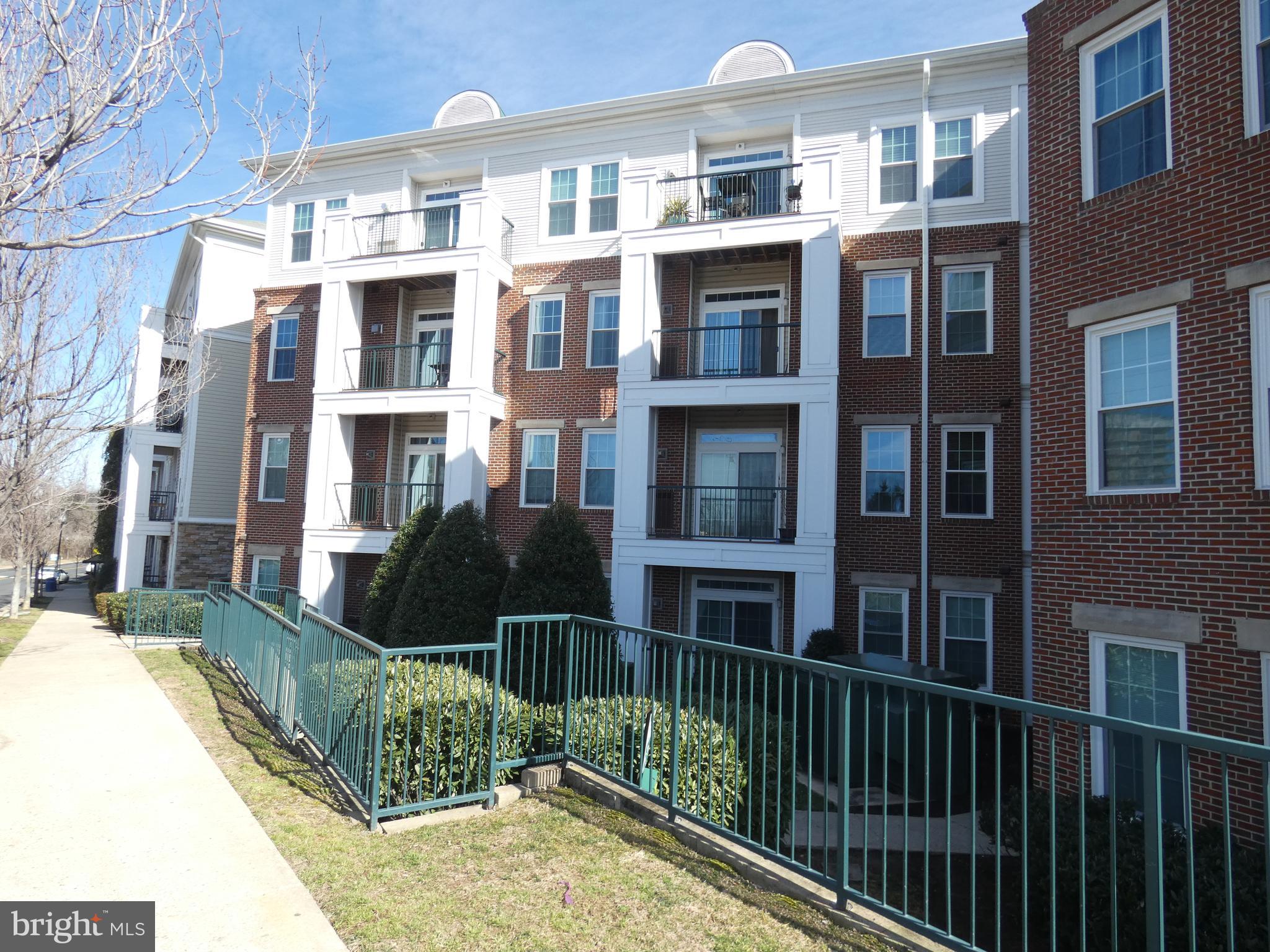 GROVE AT ARLINGTON - Residential Lease