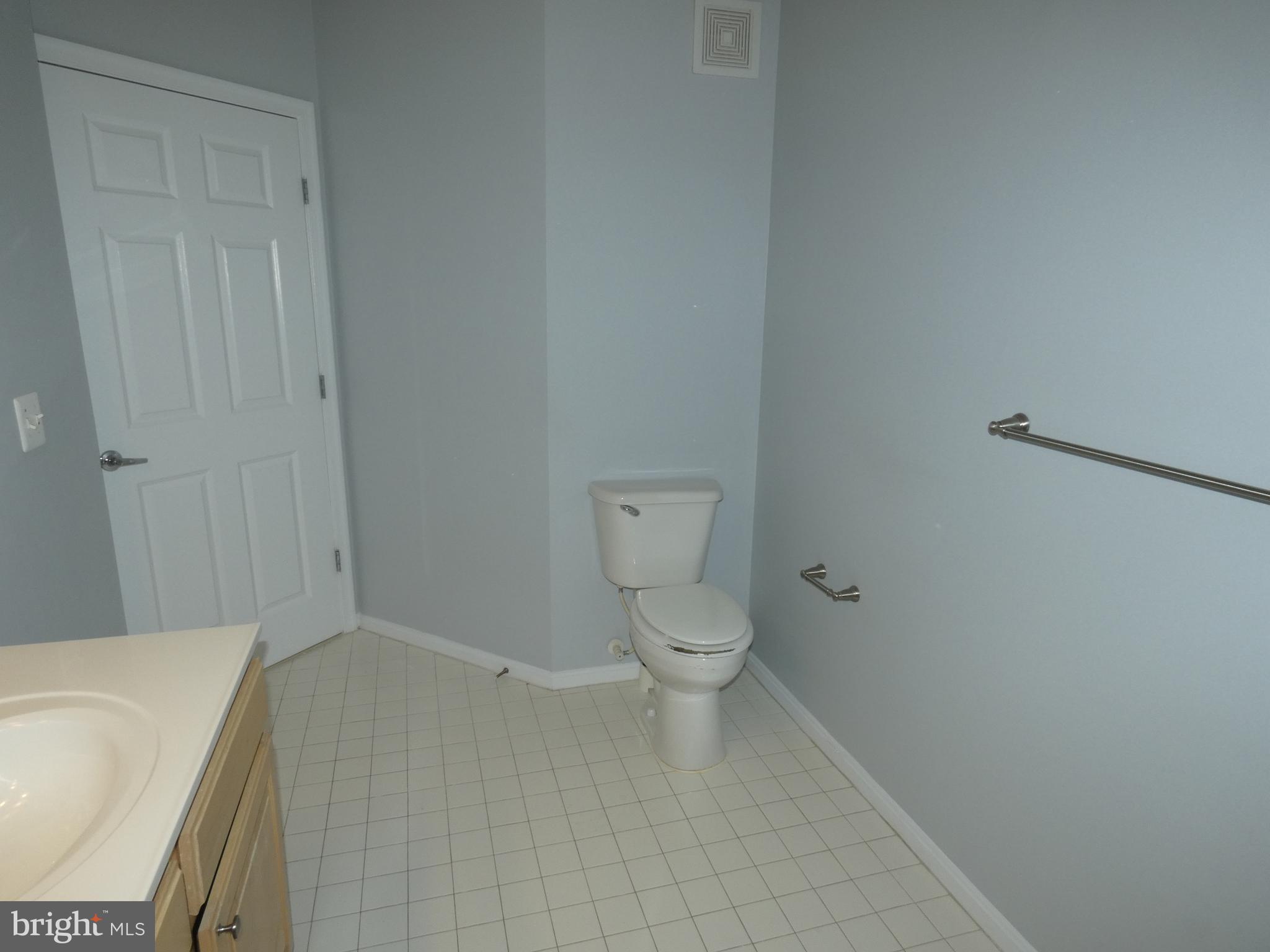 GROVE AT ARLINGTON - Residential Lease