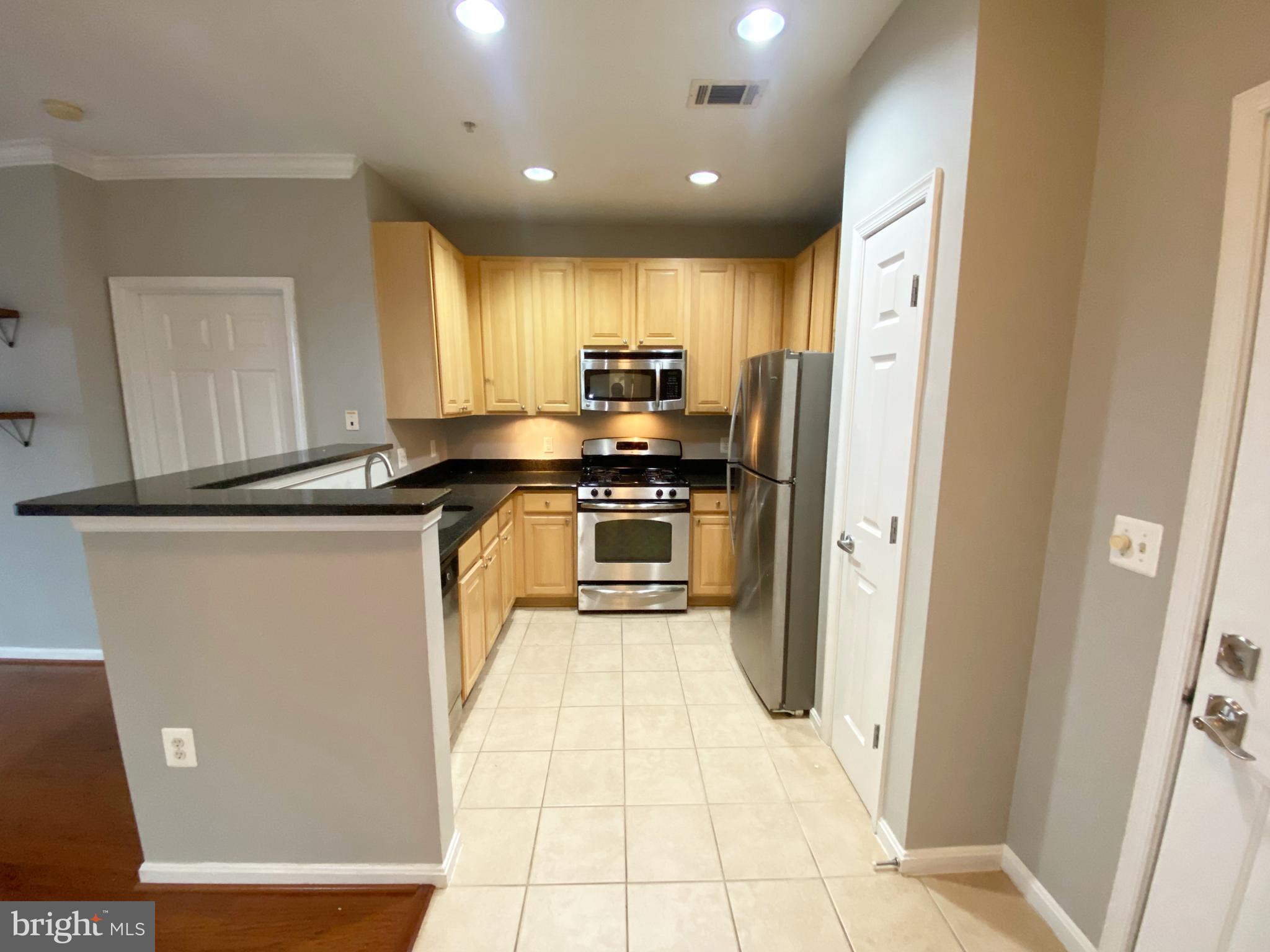 GROVE AT ARLINGTON - Residential Lease