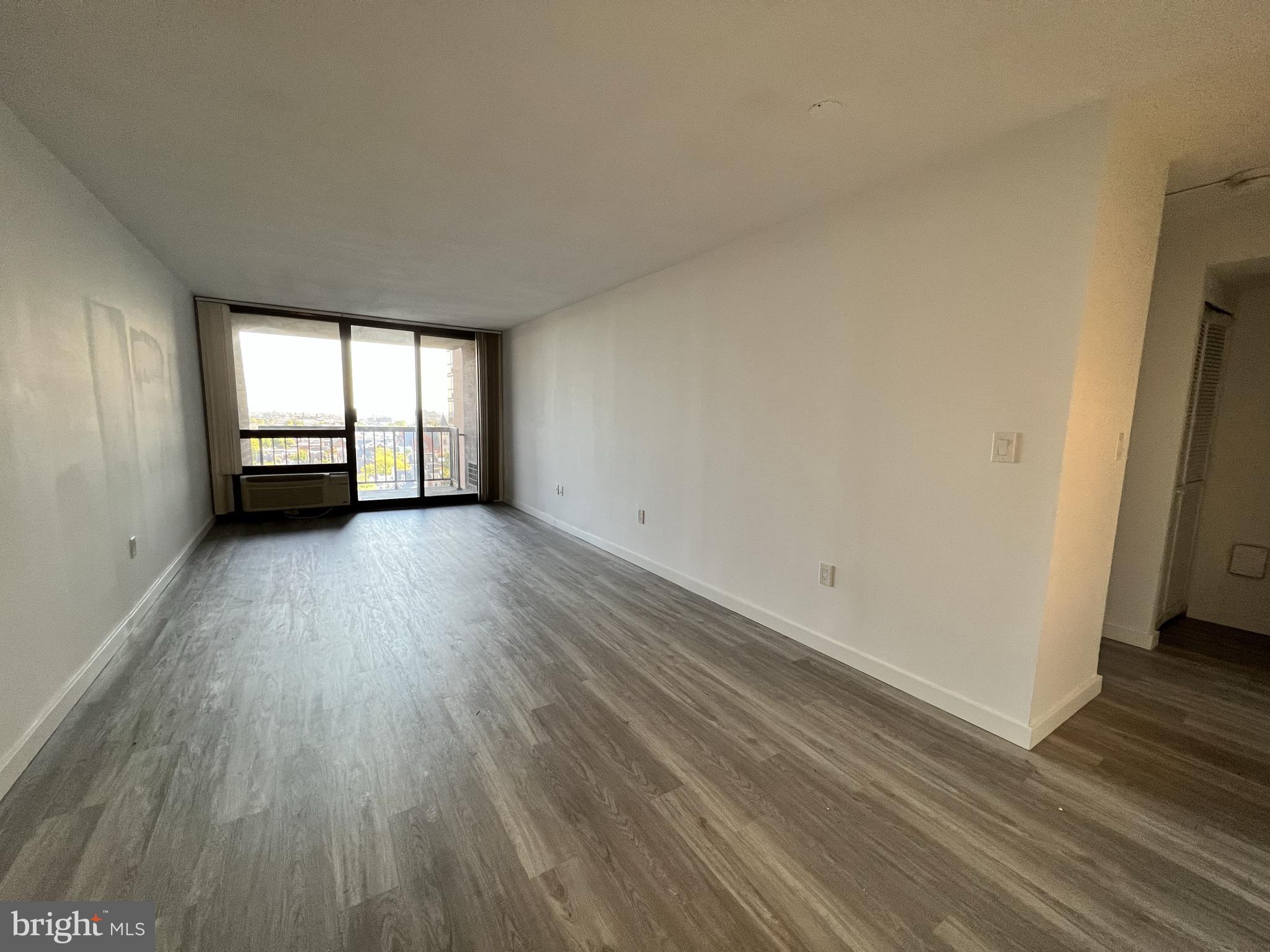 WASHINGTON SQ - Residential Lease